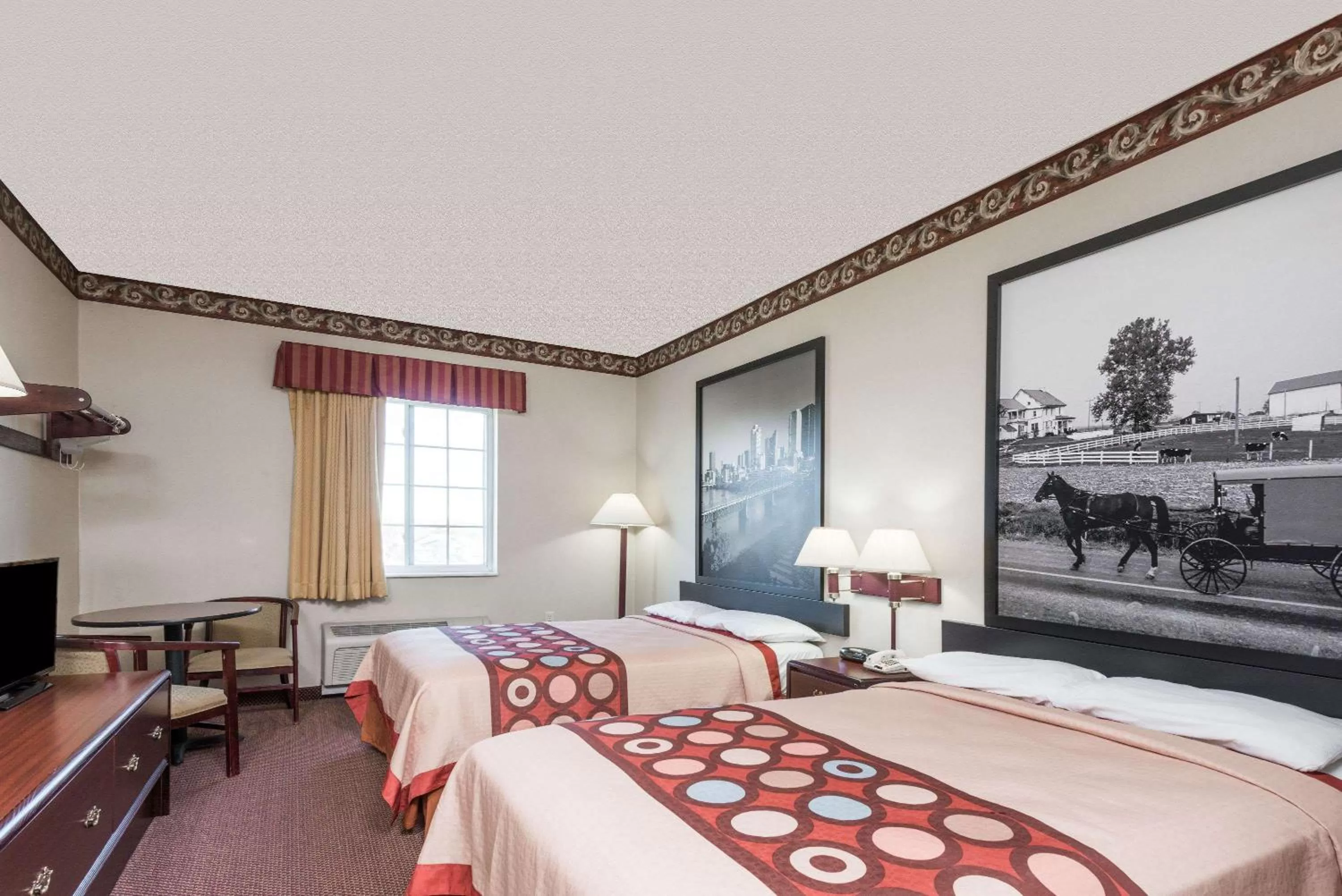 Photo of the whole room, Bed in Super 8 by Wyndham Harrisburg Hershey North