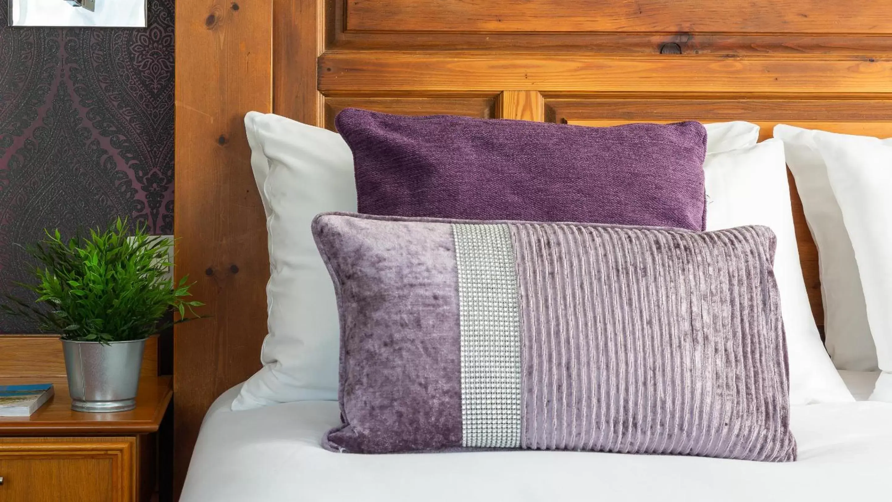Bed in Muthu Clumber Park Hotel and Spa Bed in Muthu Clumber Park Hotel and Spa