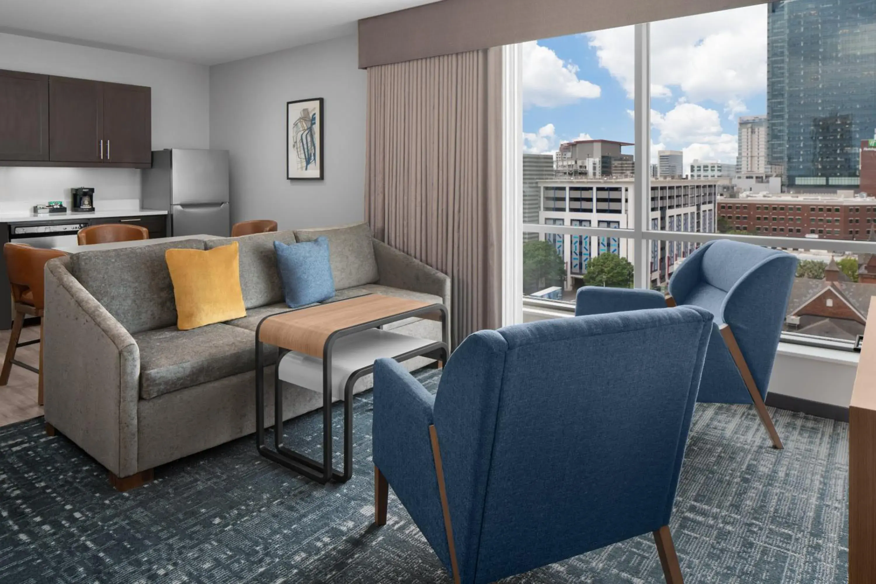 Living room, Seating Area in Homewood Suites By Hilton Charlotte Uptown First Ward