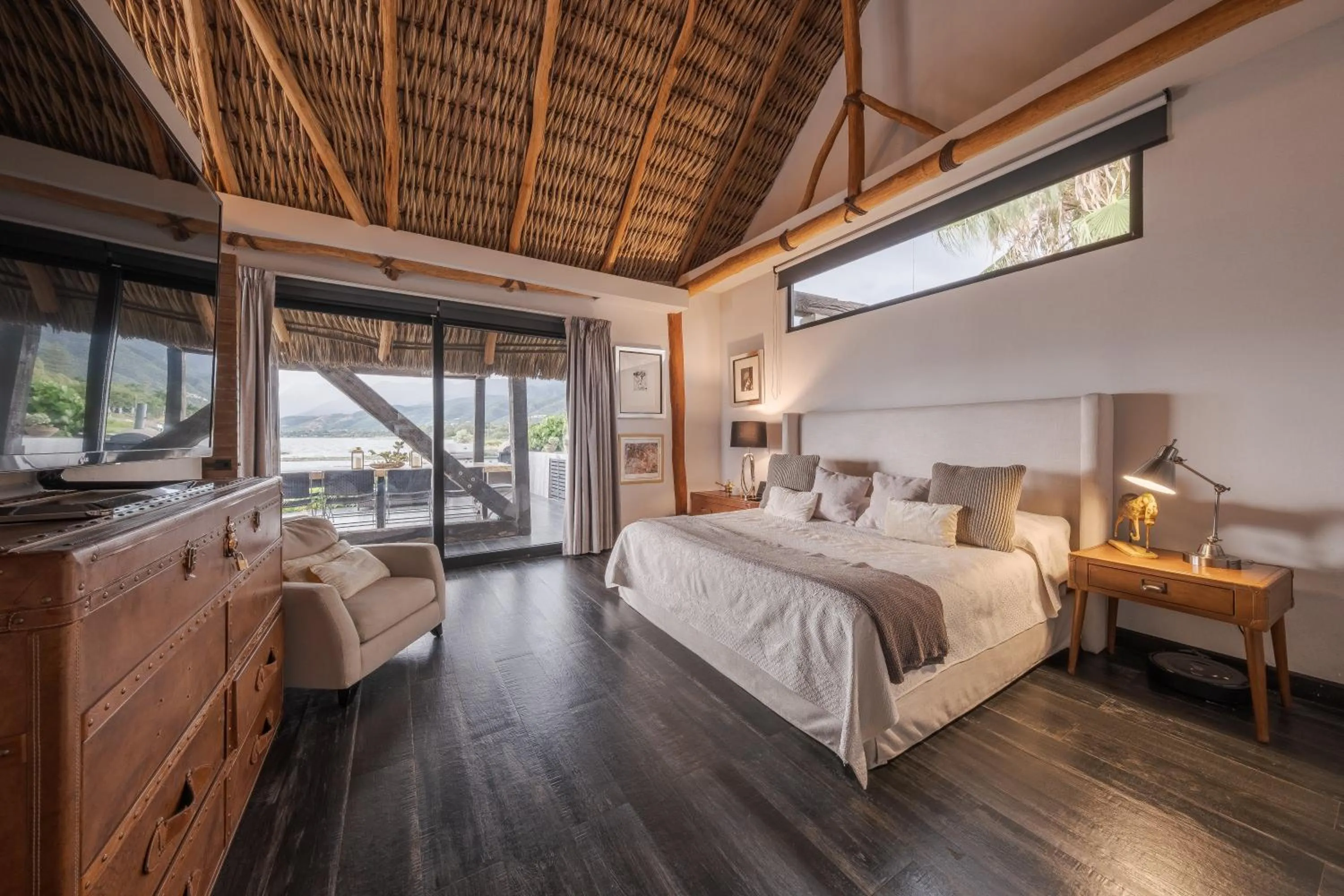 Bed in Nimue Marina Residence