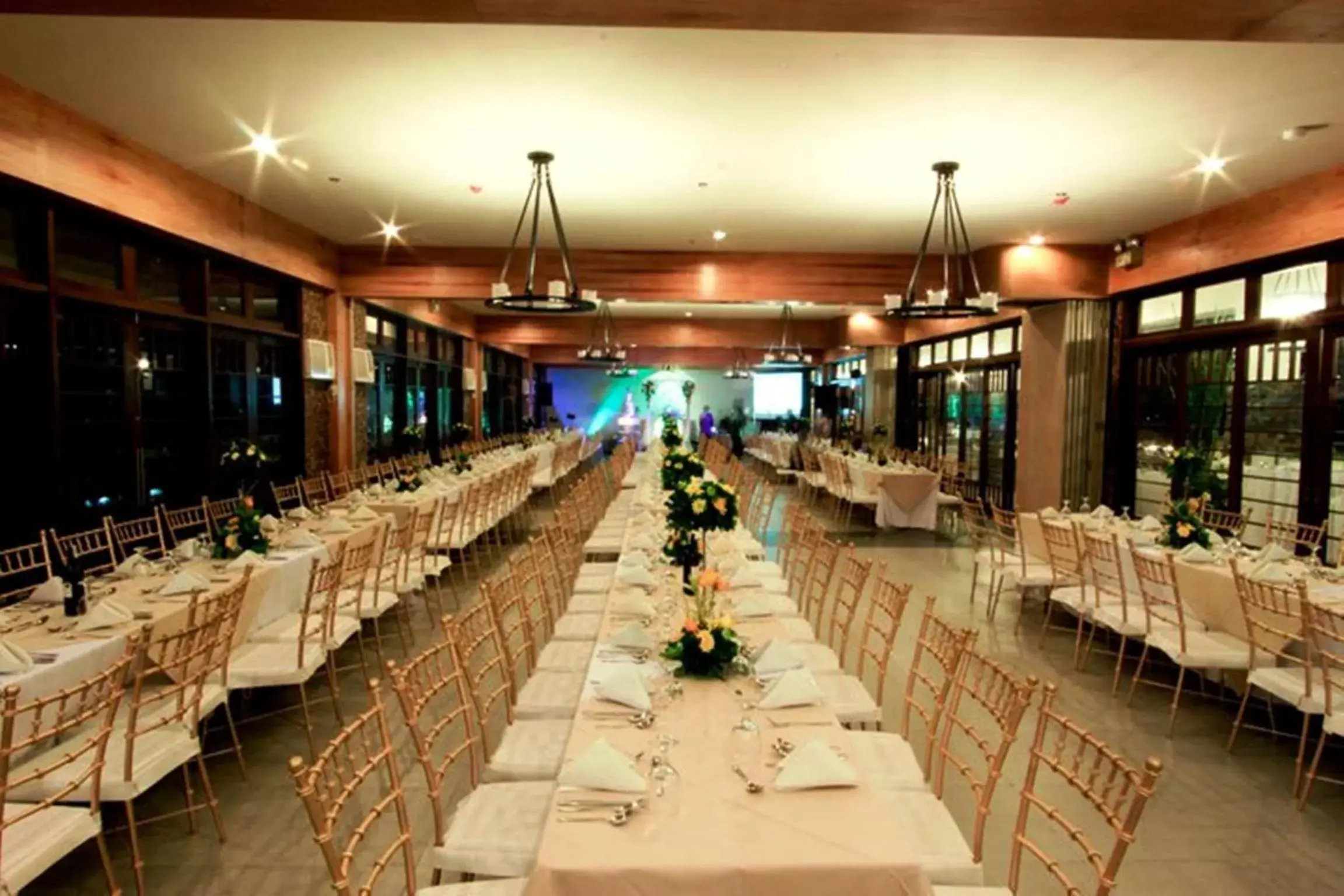 Banquet/Function facilities, Restaurant/Places to Eat in L'Fisher Hotel Bacolod