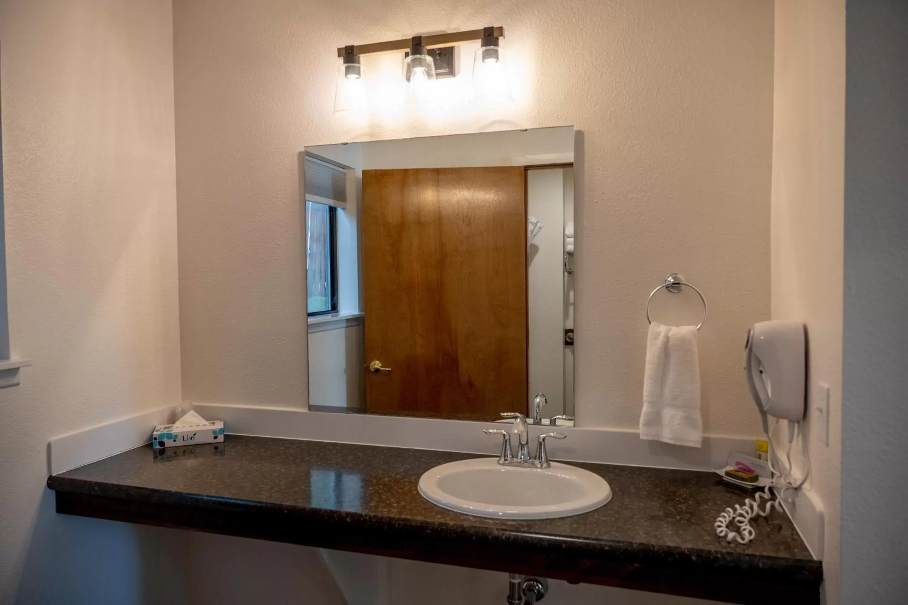 Bathroom in Eagle Cap Chalets