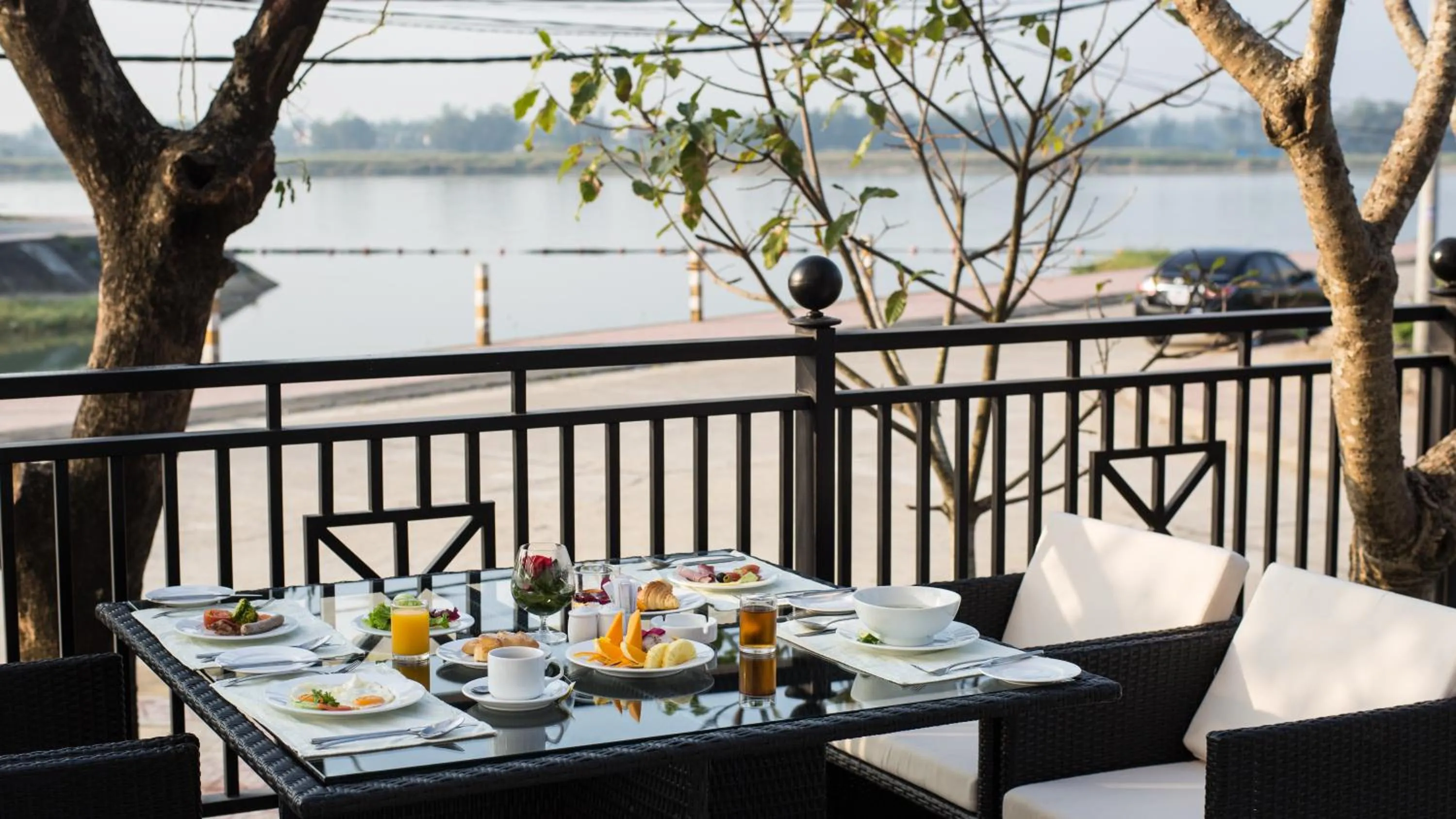 Restaurant/places to eat in Royal Riverside Hoi An Hotel & Spa