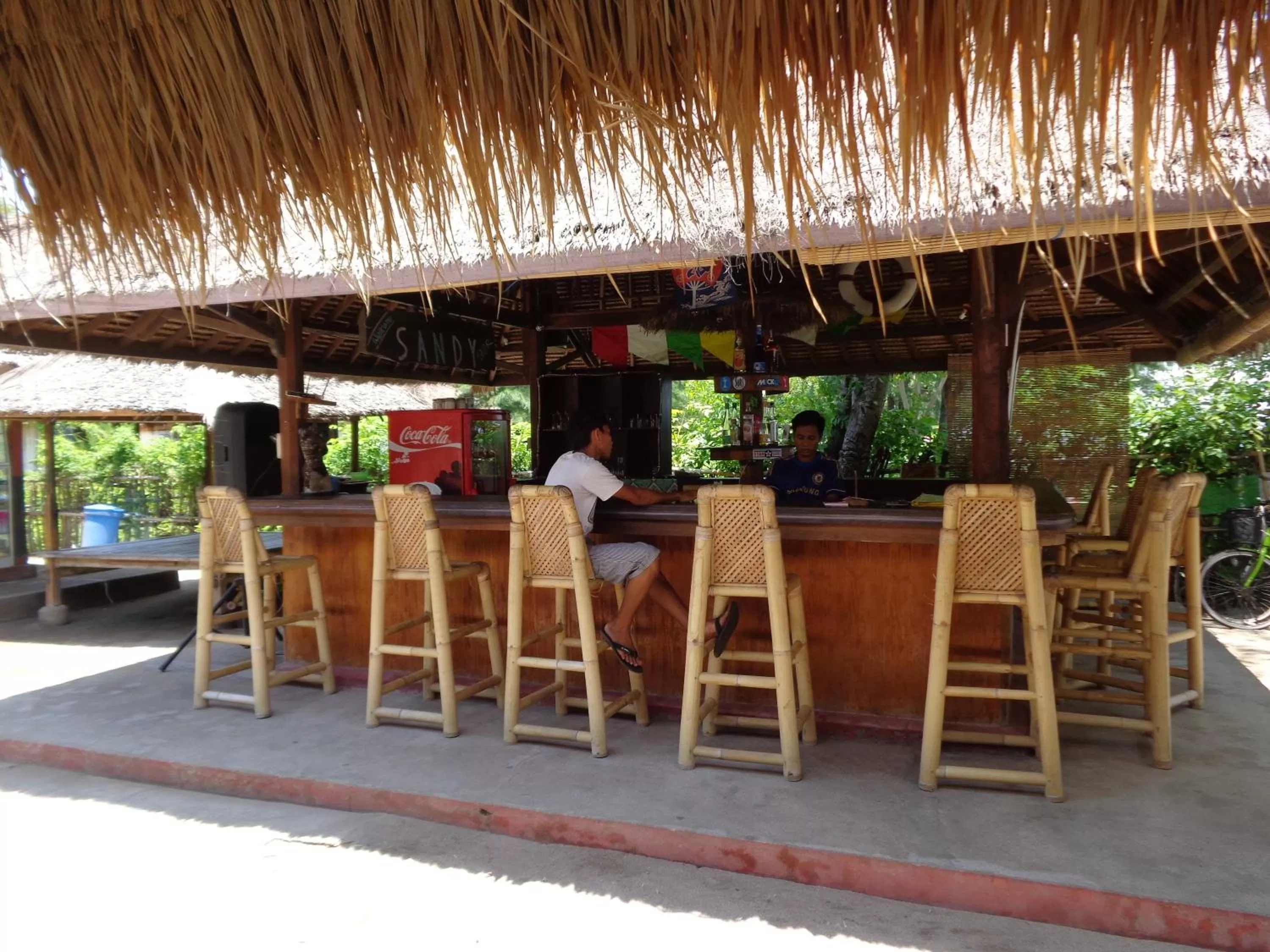 Restaurant/places to eat in Sandy Beach Bungalows