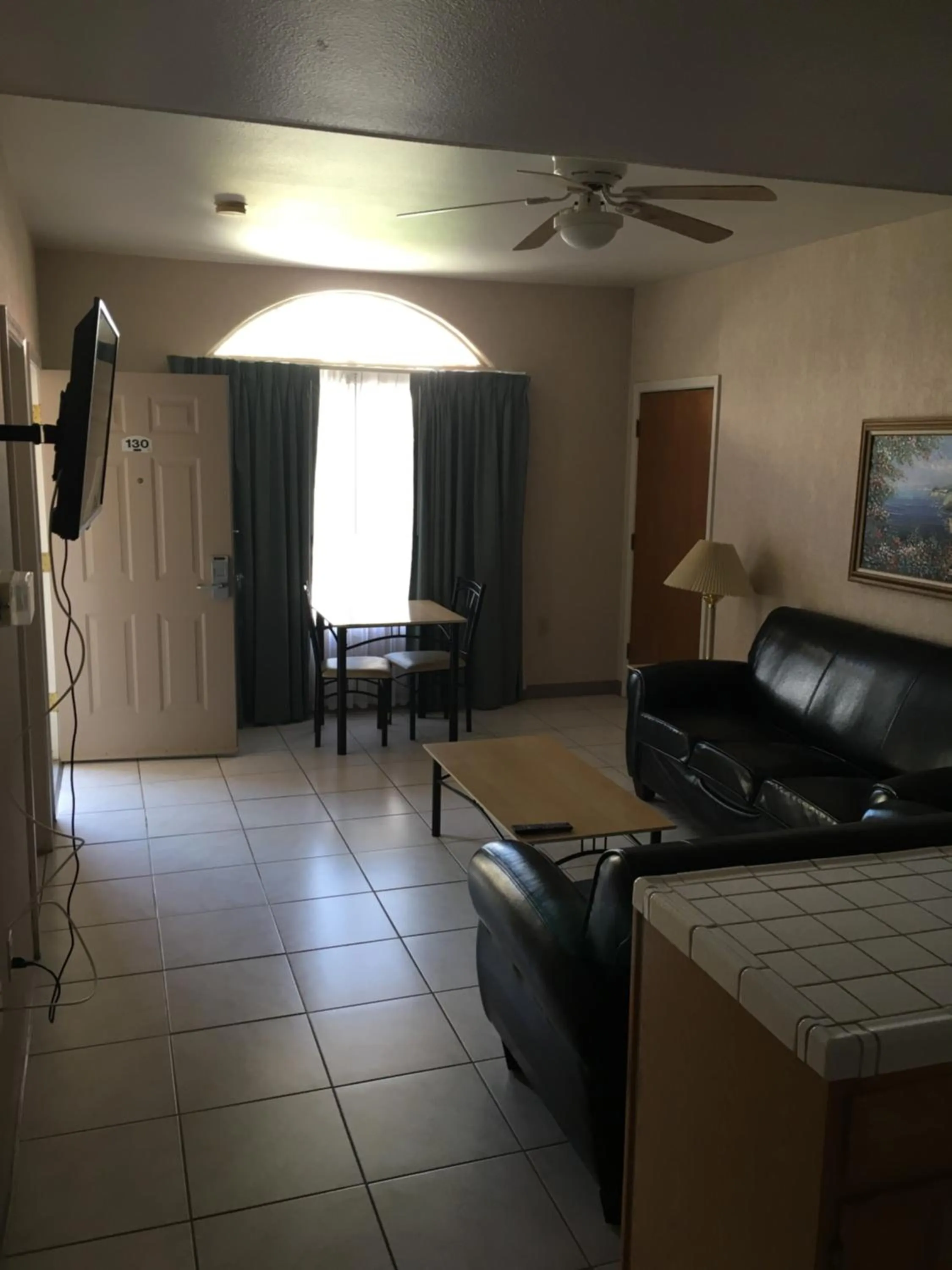 Queen Suite with Two Queen Beds in Garden Inn and Suites Fresno