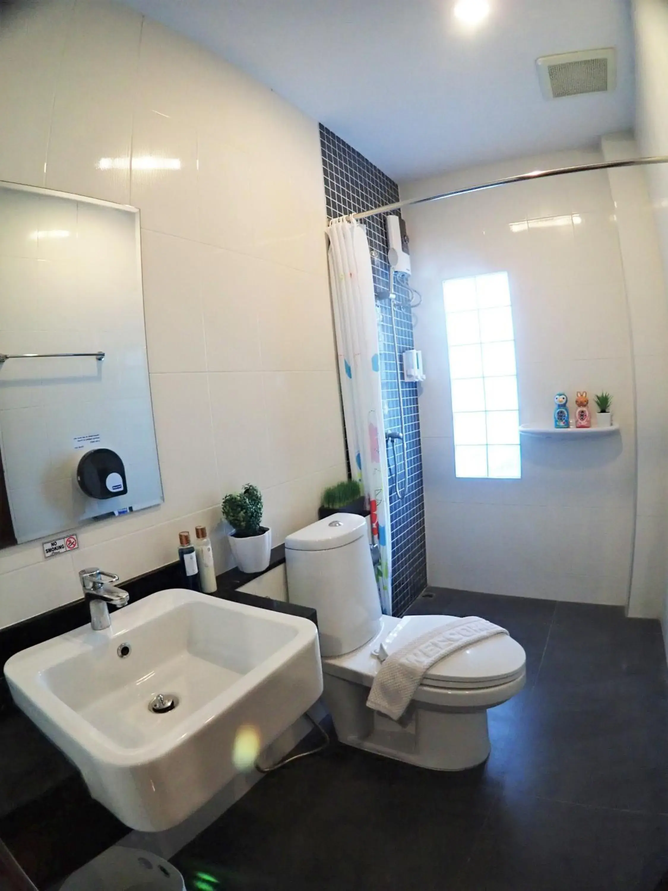 Bathroom in Pop-in Aonang