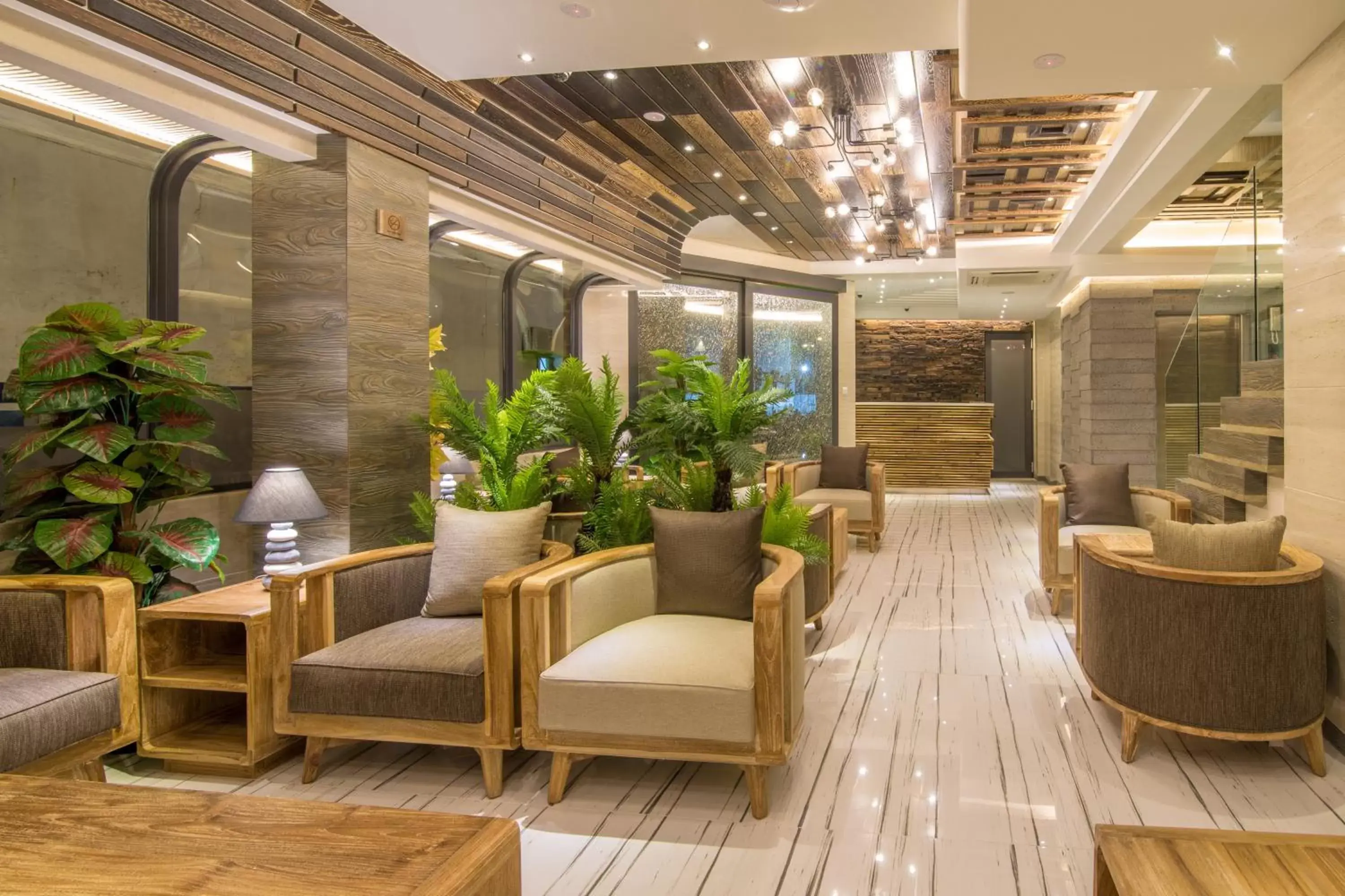 Lobby or reception in Samann Grand Lobby or reception in Samann Grand