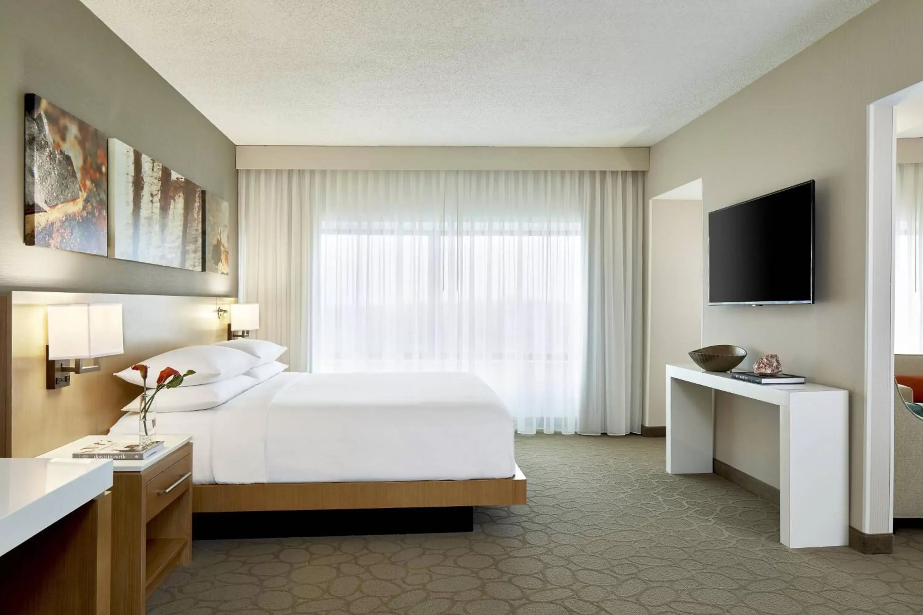 Bedroom, Bed in Renaissance Chicago Glenview Suites Hotel