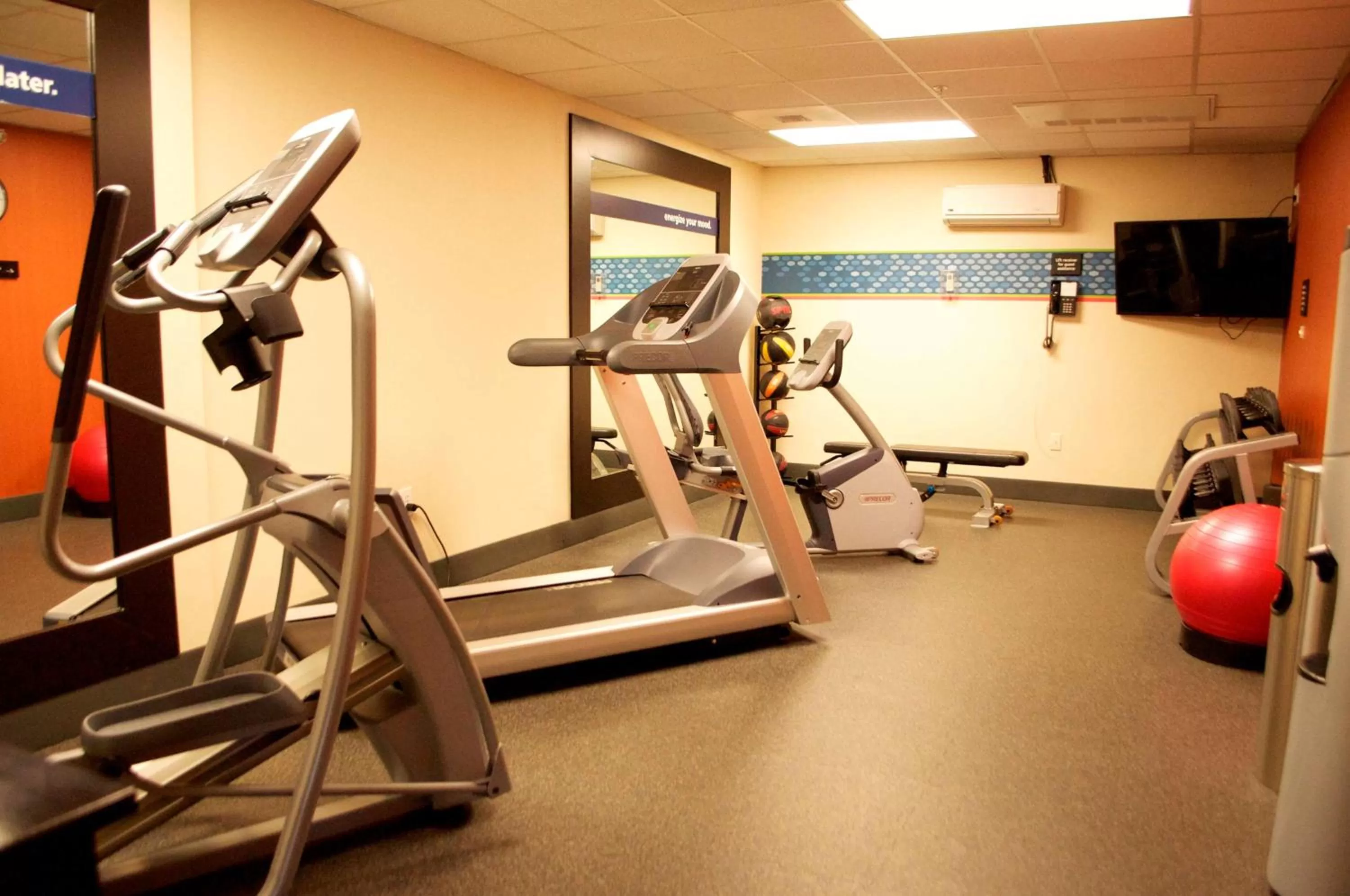 Fitness centre/facilities in Hampton Inn & Suites Flagstaff - West