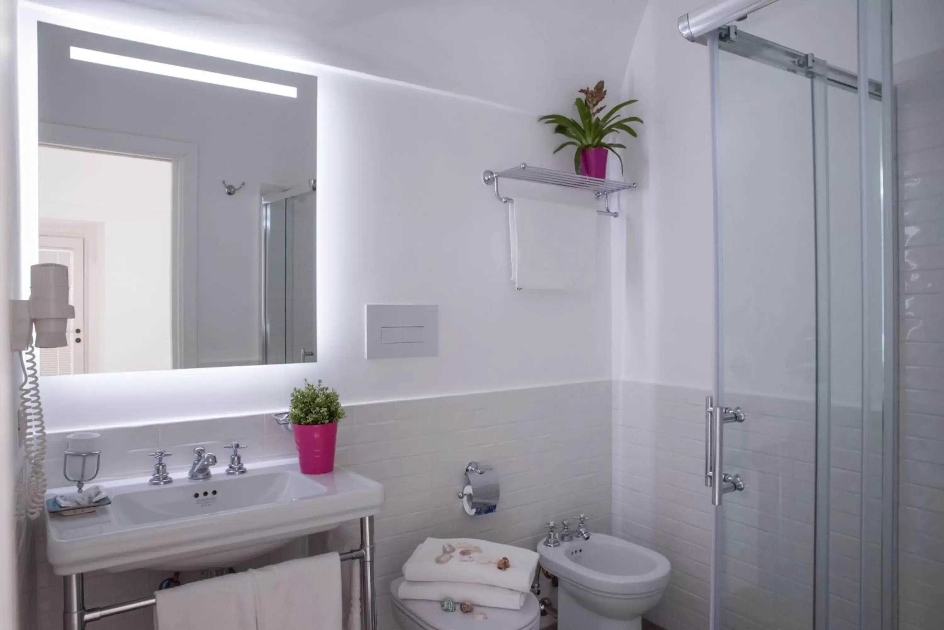 Shower, Bathroom in Amalfi Luxury House