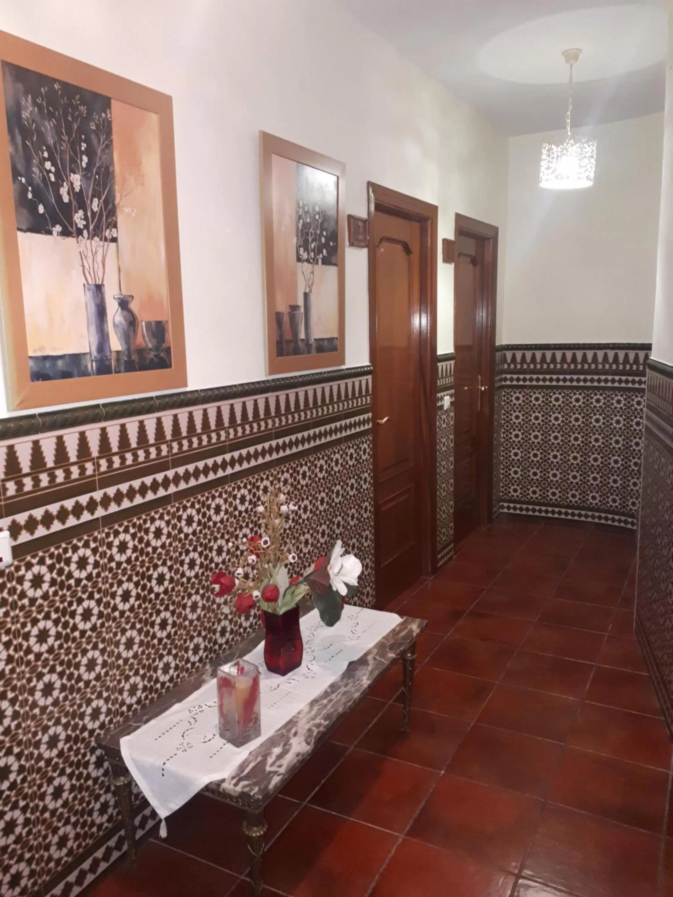 Area and facilities, Restaurant/Places to Eat in Escua