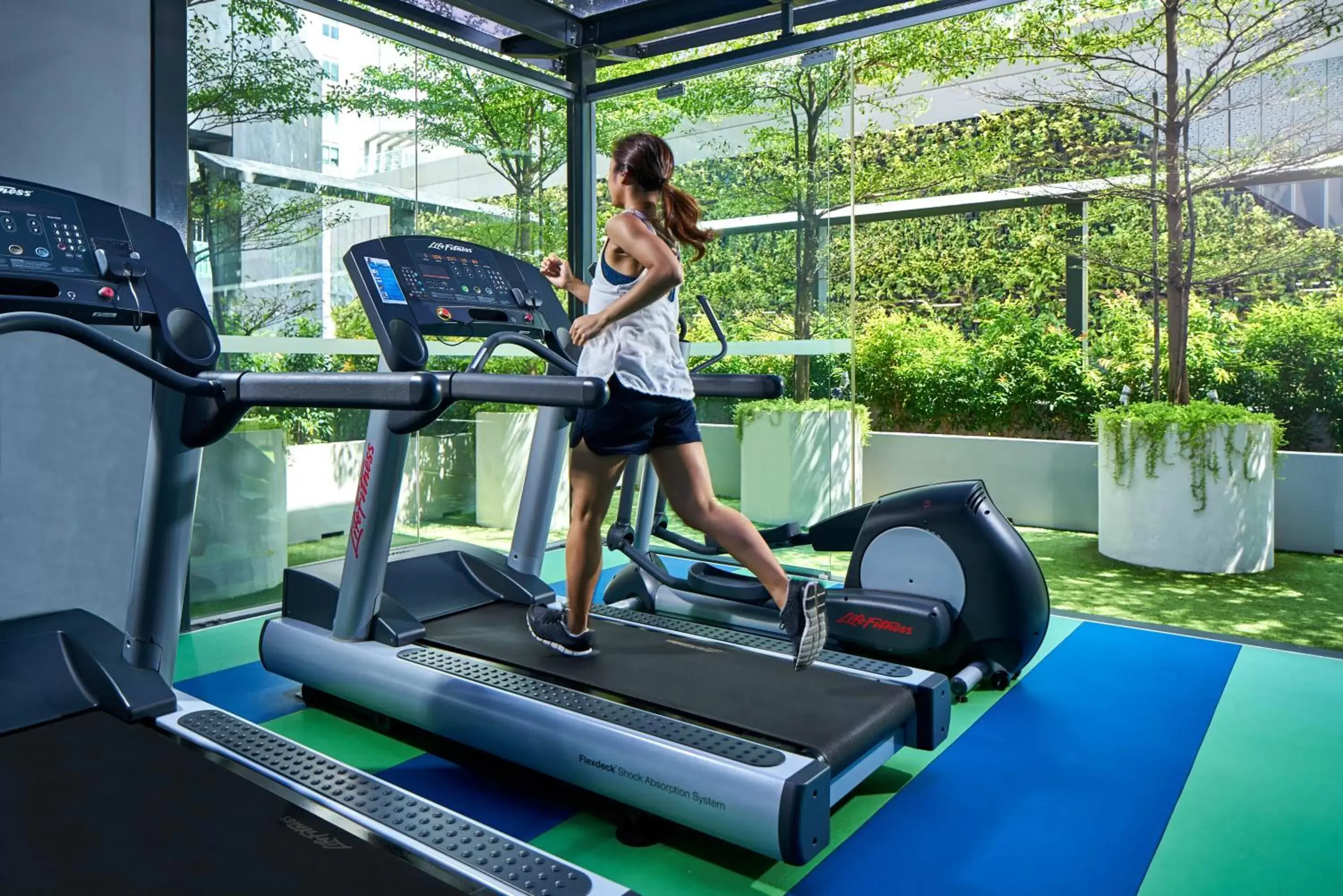 Lobby or reception, Fitness Center/Facilities in Holiday Inn Express Singapore Orchard Road, an IHG Hotel