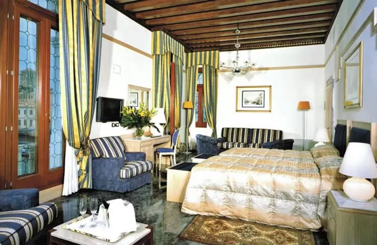 Bed in Foscari Palace