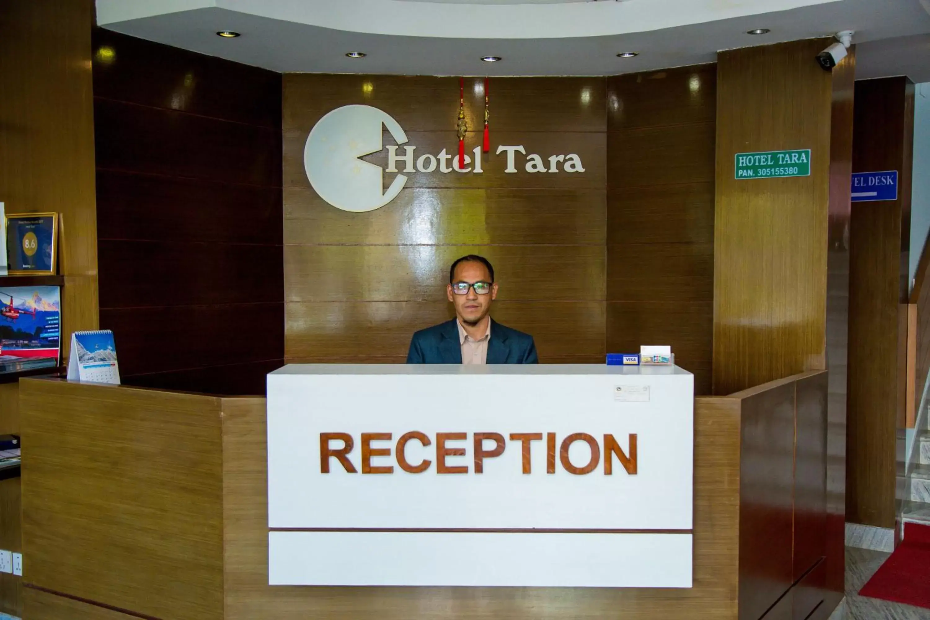 Lobby/Reception in Hotel Tara