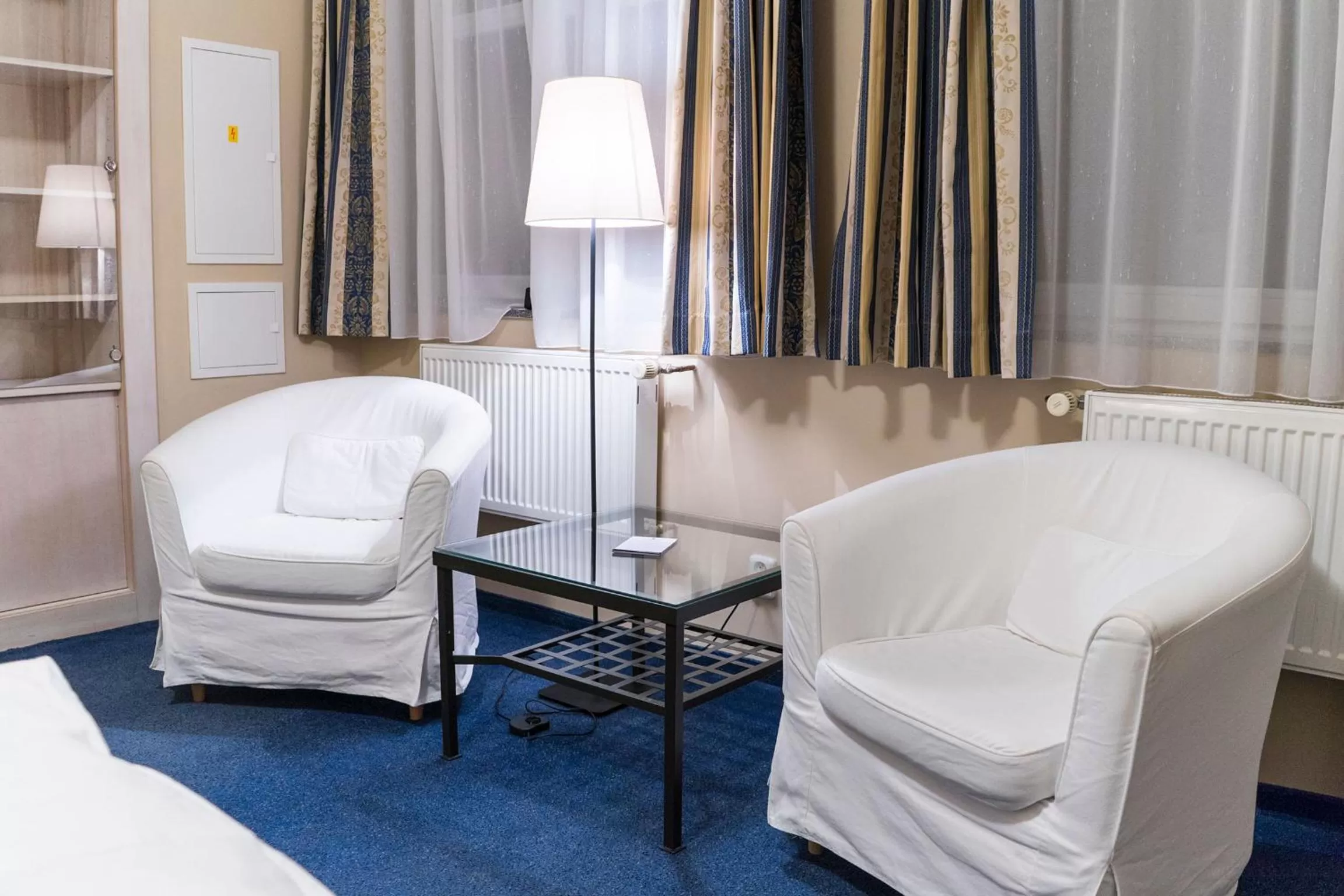 Seating area, Bed in Apartma La Provence