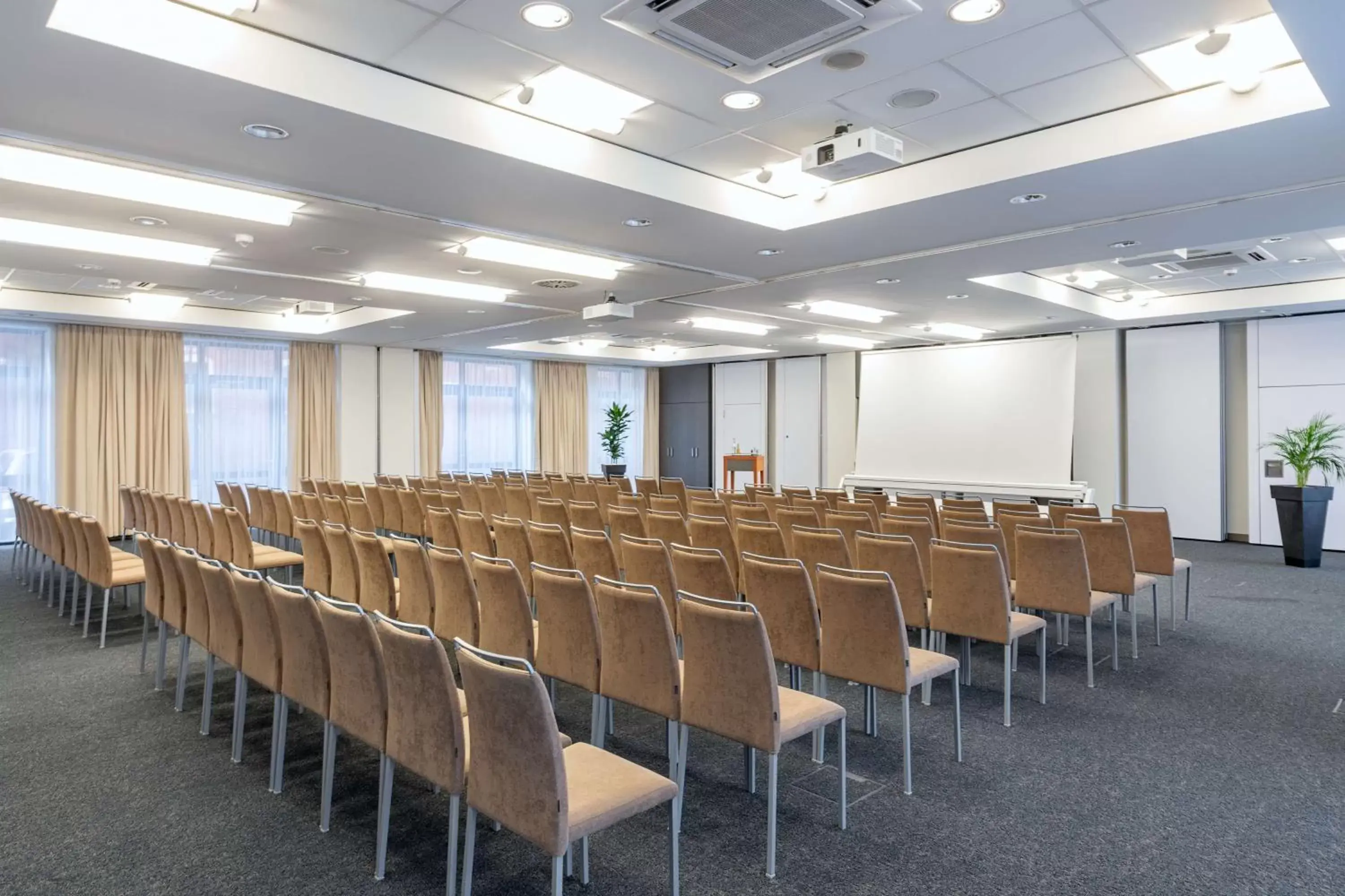 Meeting/conference room in NH Hamburg Altona