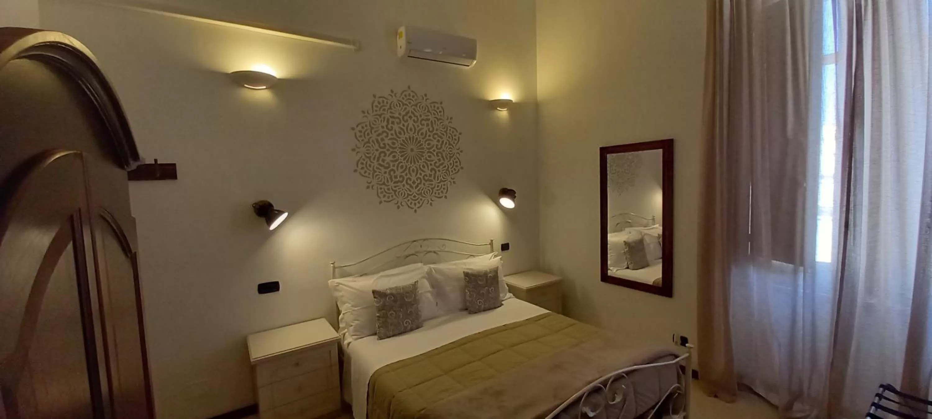 Bedroom, Bed in B&B Acanto Lecce