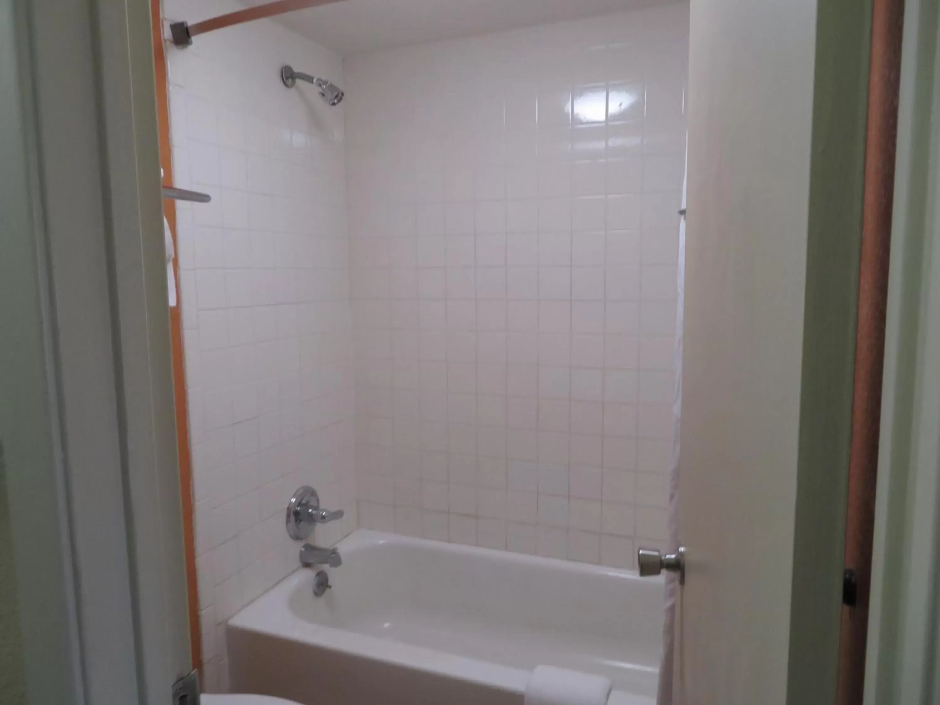 Shower, Bathroom in Days Inn by Wyndham Blytheville