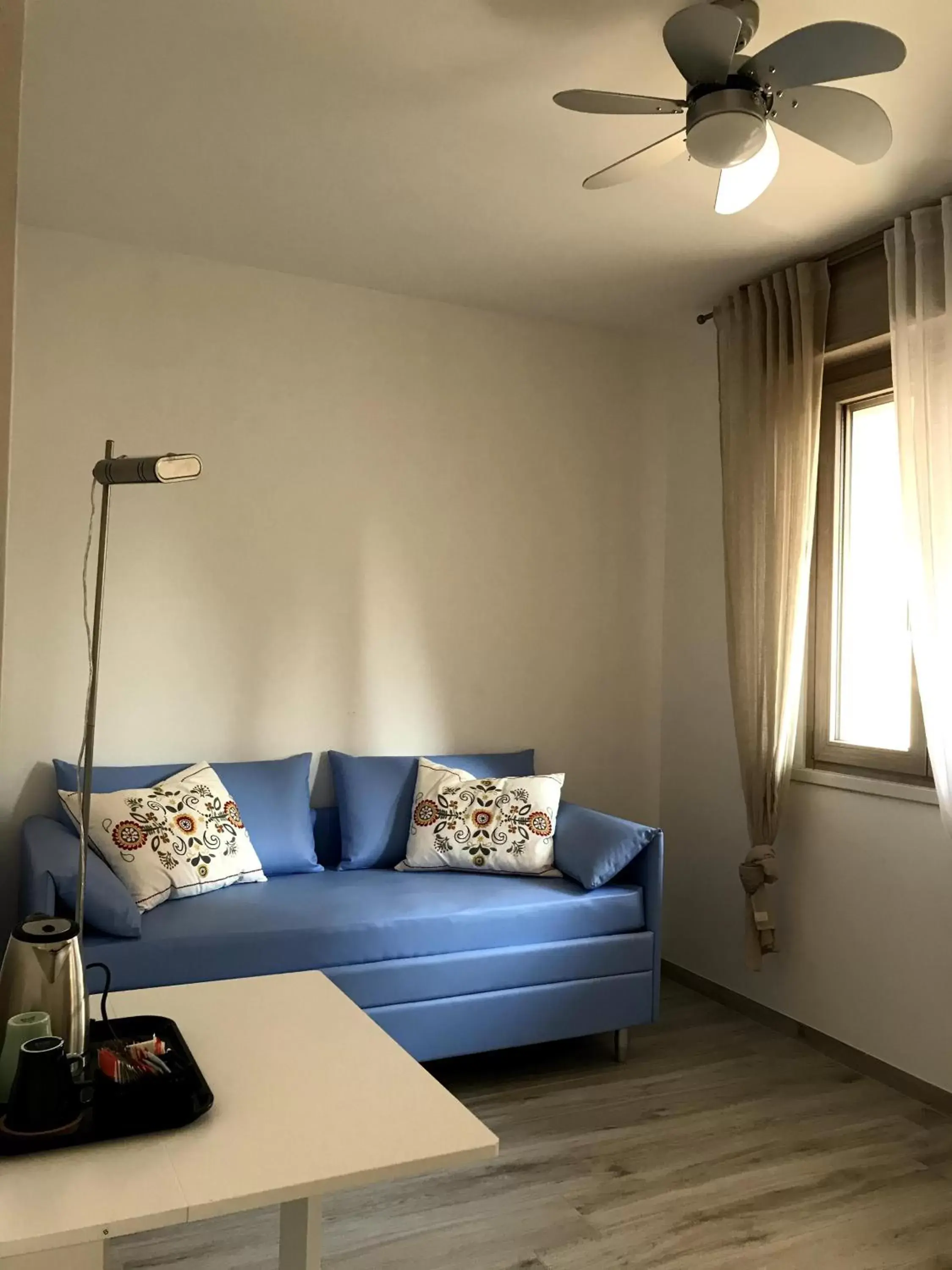 Living room, Seating Area in Il Sole e la Luna B&B in Garda