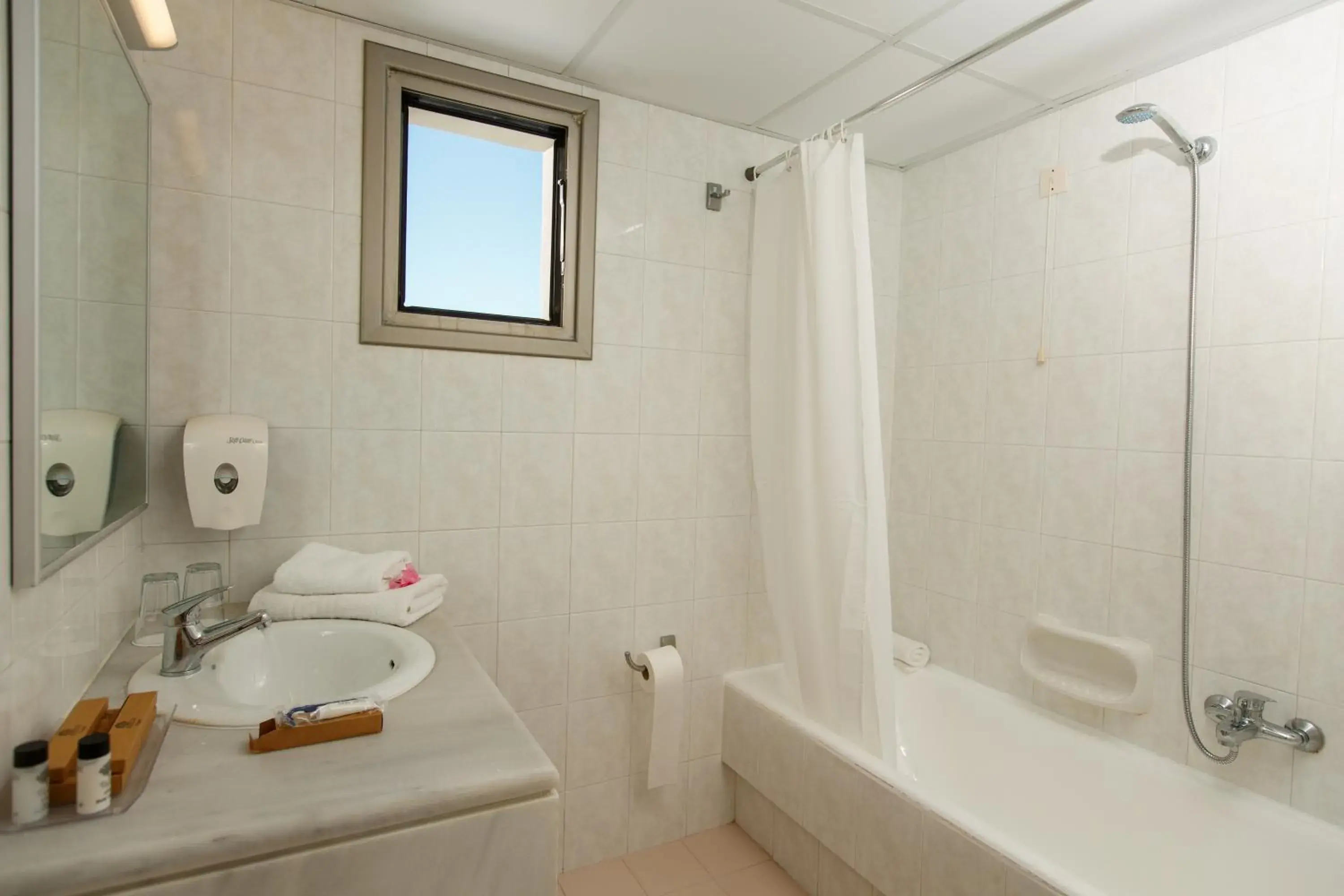 Toilet, Bathroom in Europa Beach Hotel