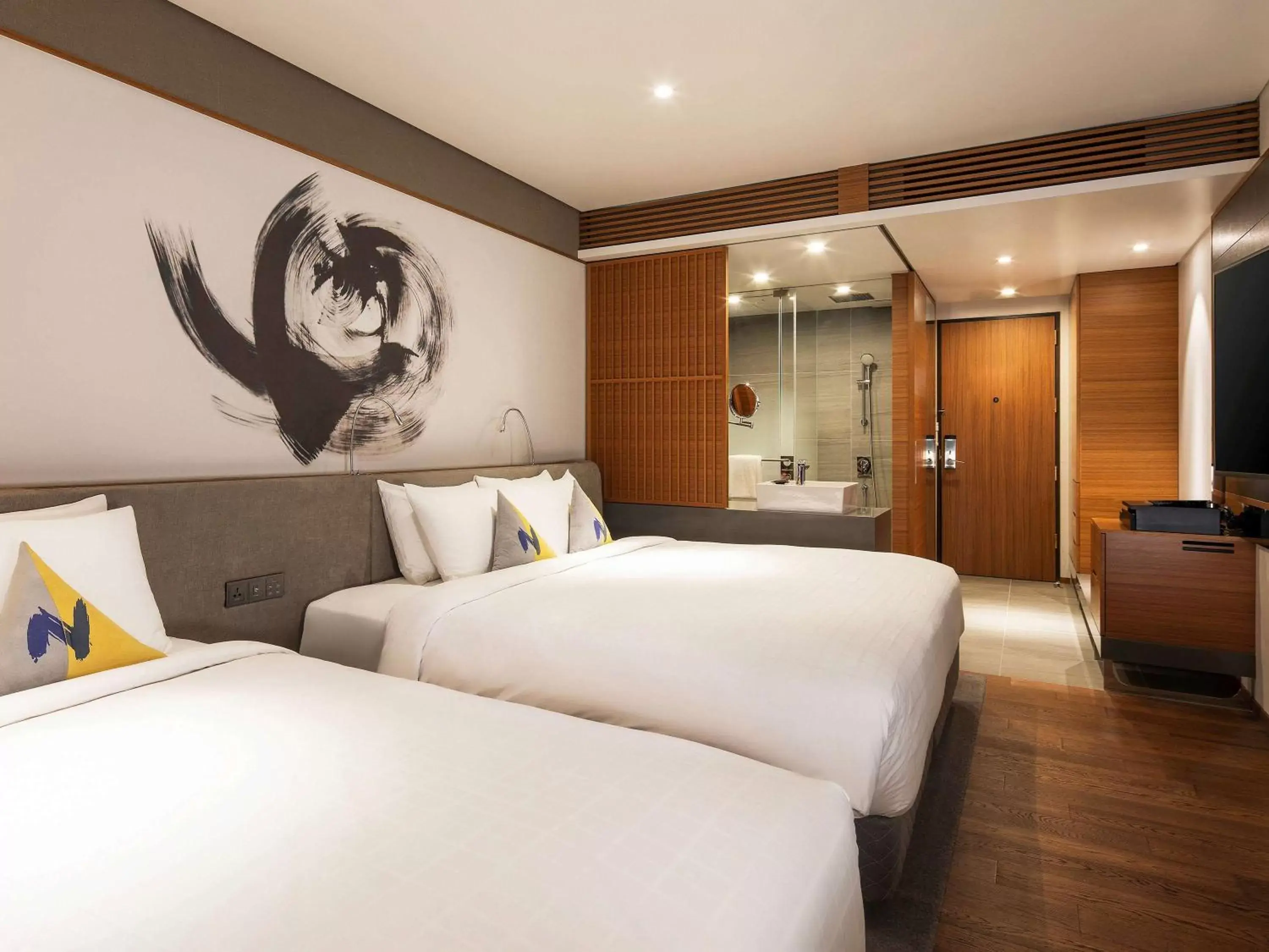 Bathroom, Bed in Novotel Ambassador Seoul Dongdaemun Hotels & Residences