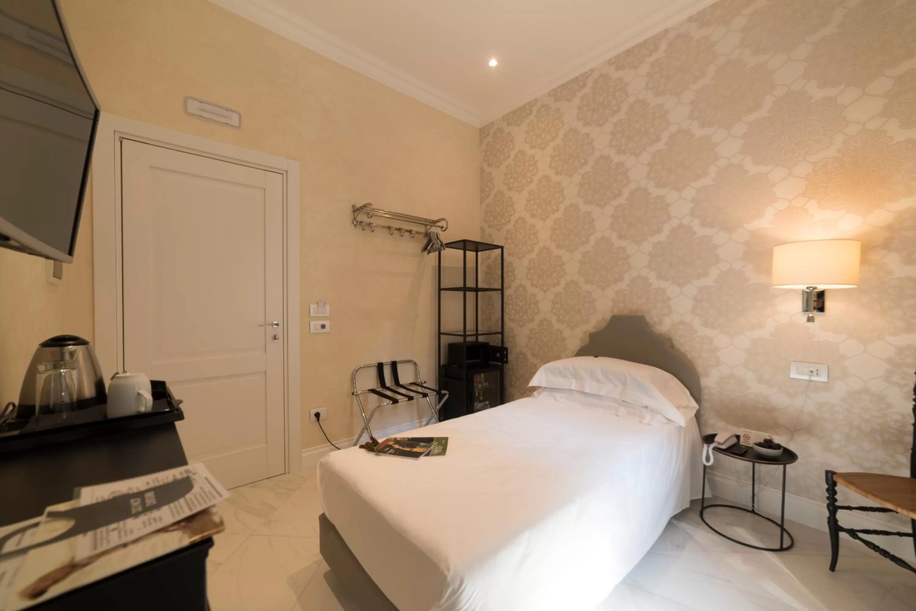 Bedroom, Bed in Altavilla Boutique Hotel