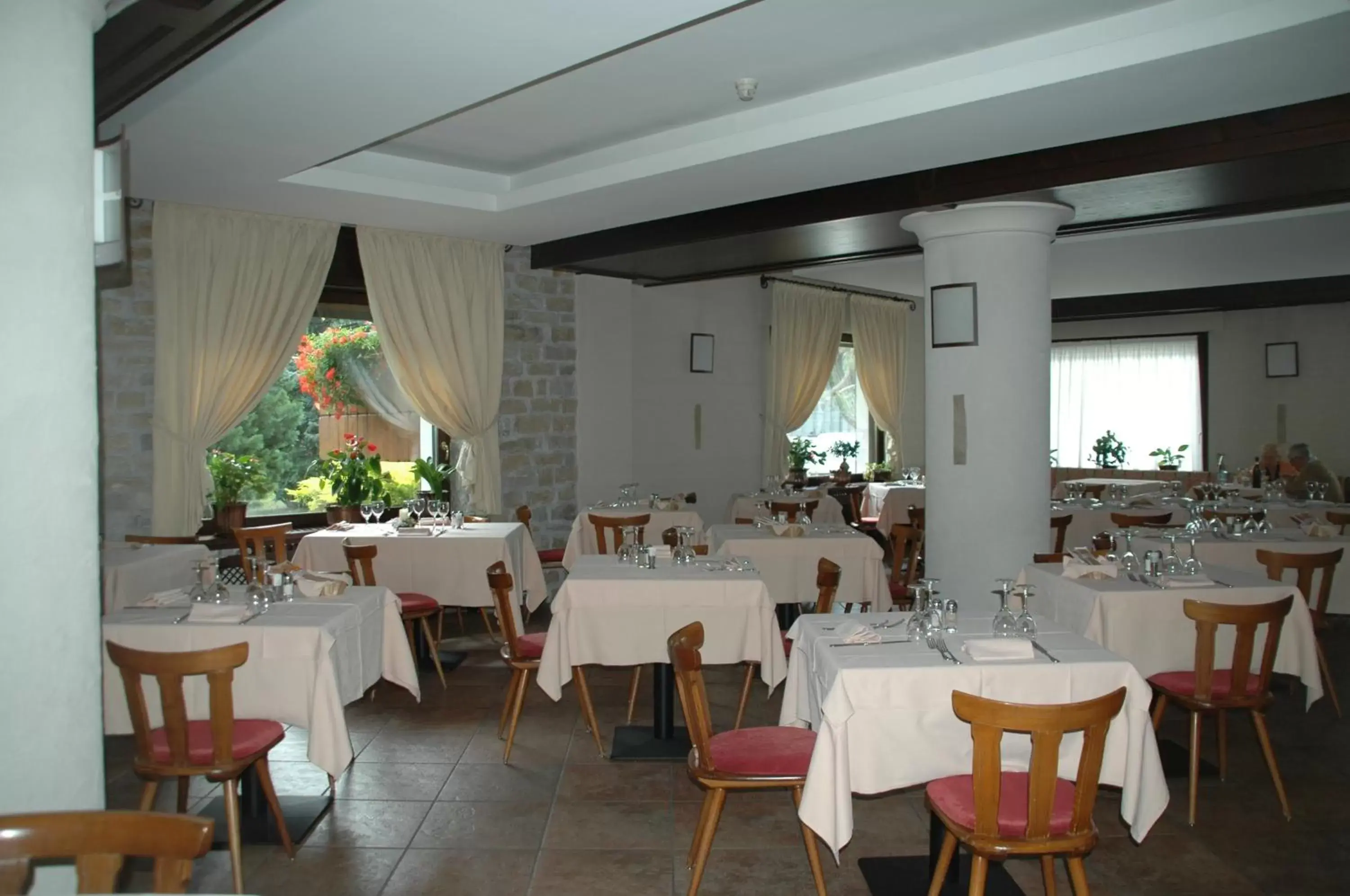 Restaurant/Places to Eat in Hotel Vallecetta