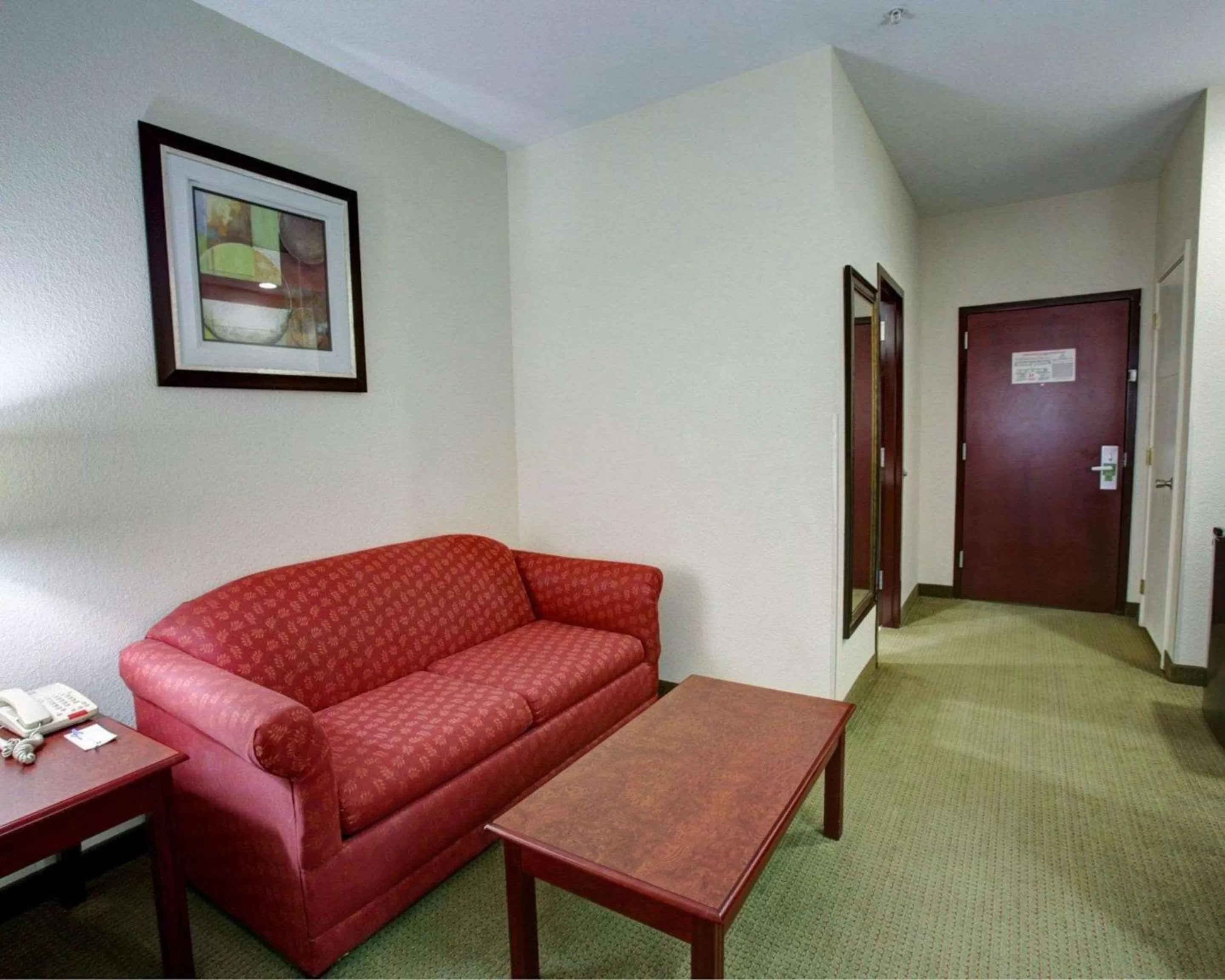 Photo of the whole room in Quality Inn Rockdale