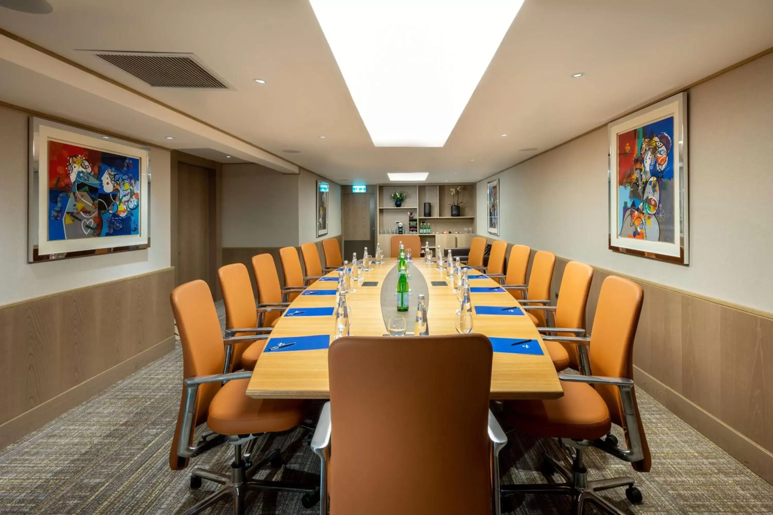 Meeting/conference room in Hilton Tel Aviv Hotel