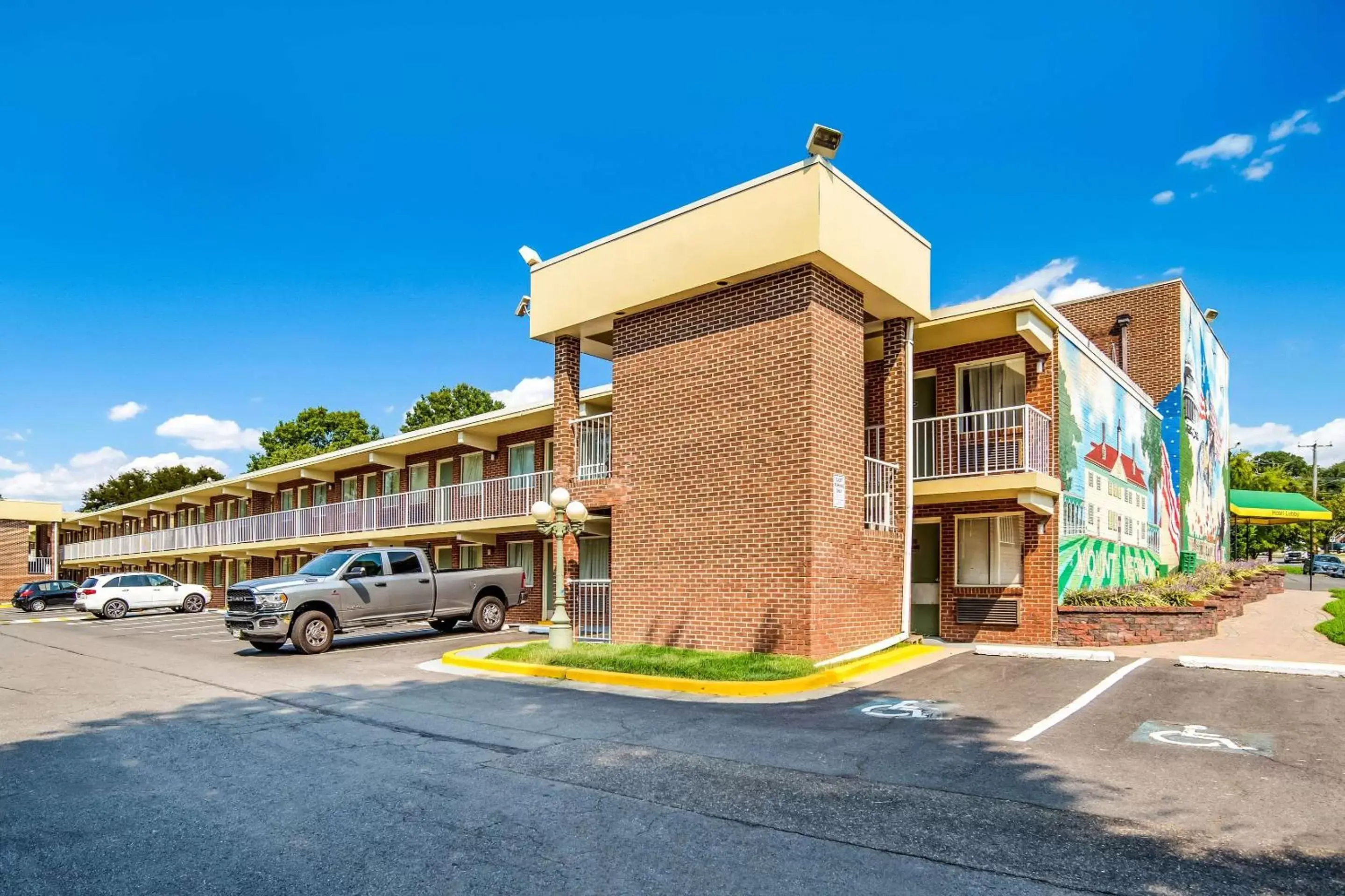 Other, Property Building in Quality Inn Mount Vernon