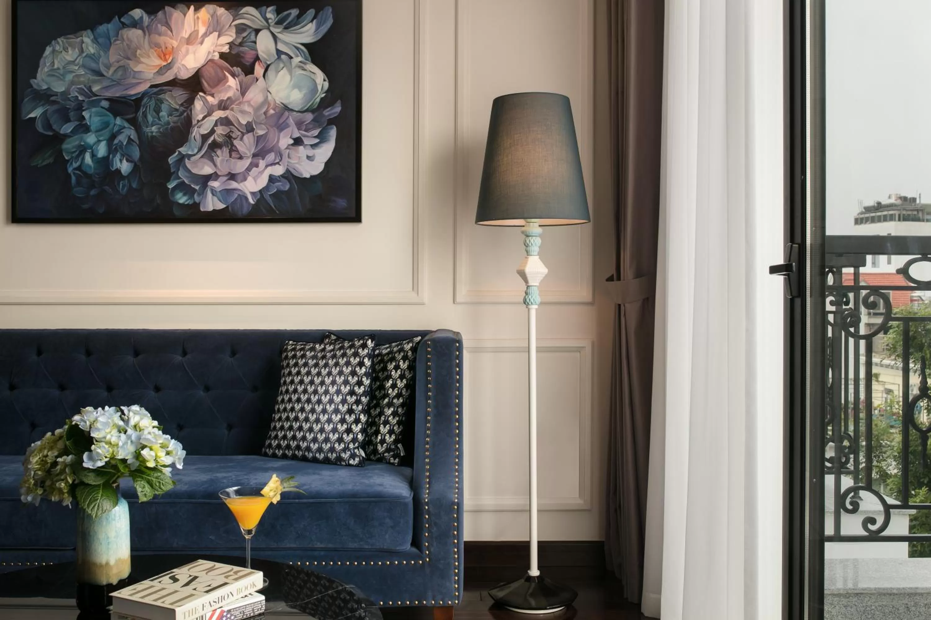 Living room in Anatole Hotel Hanoi