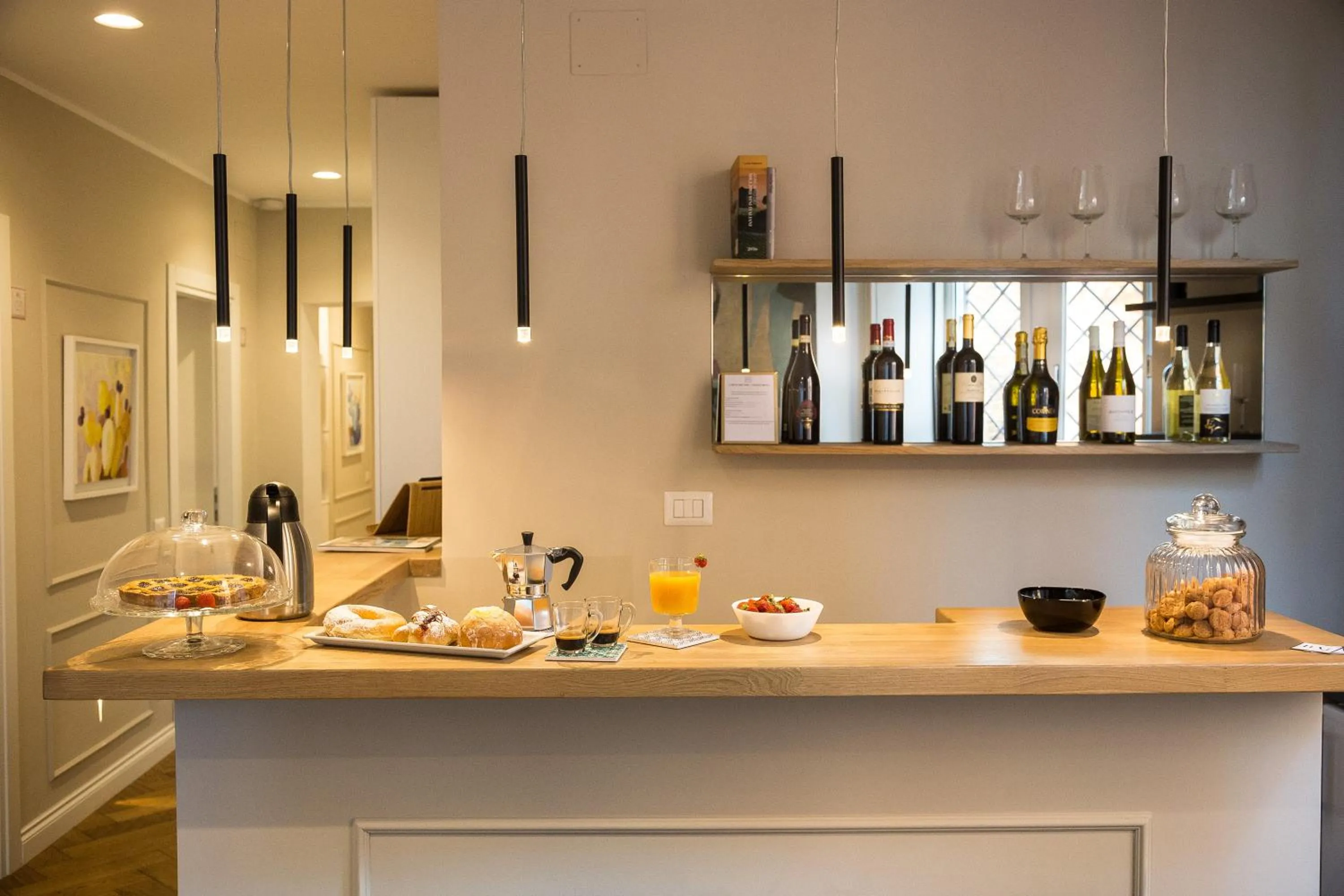 Dining area in Palazzo Baj in Trastevere
