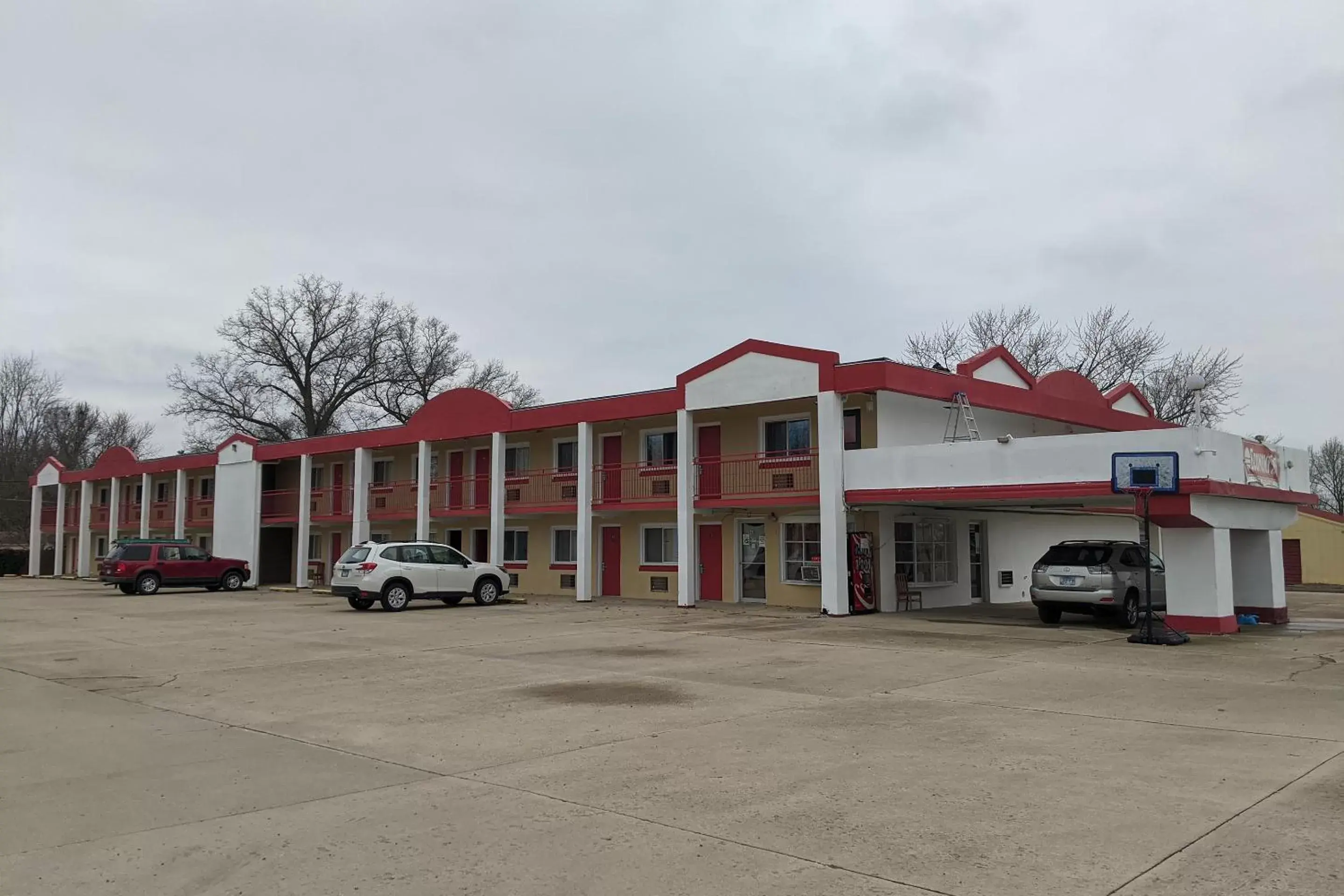 Facade/entrance, Property Building in Budget inn