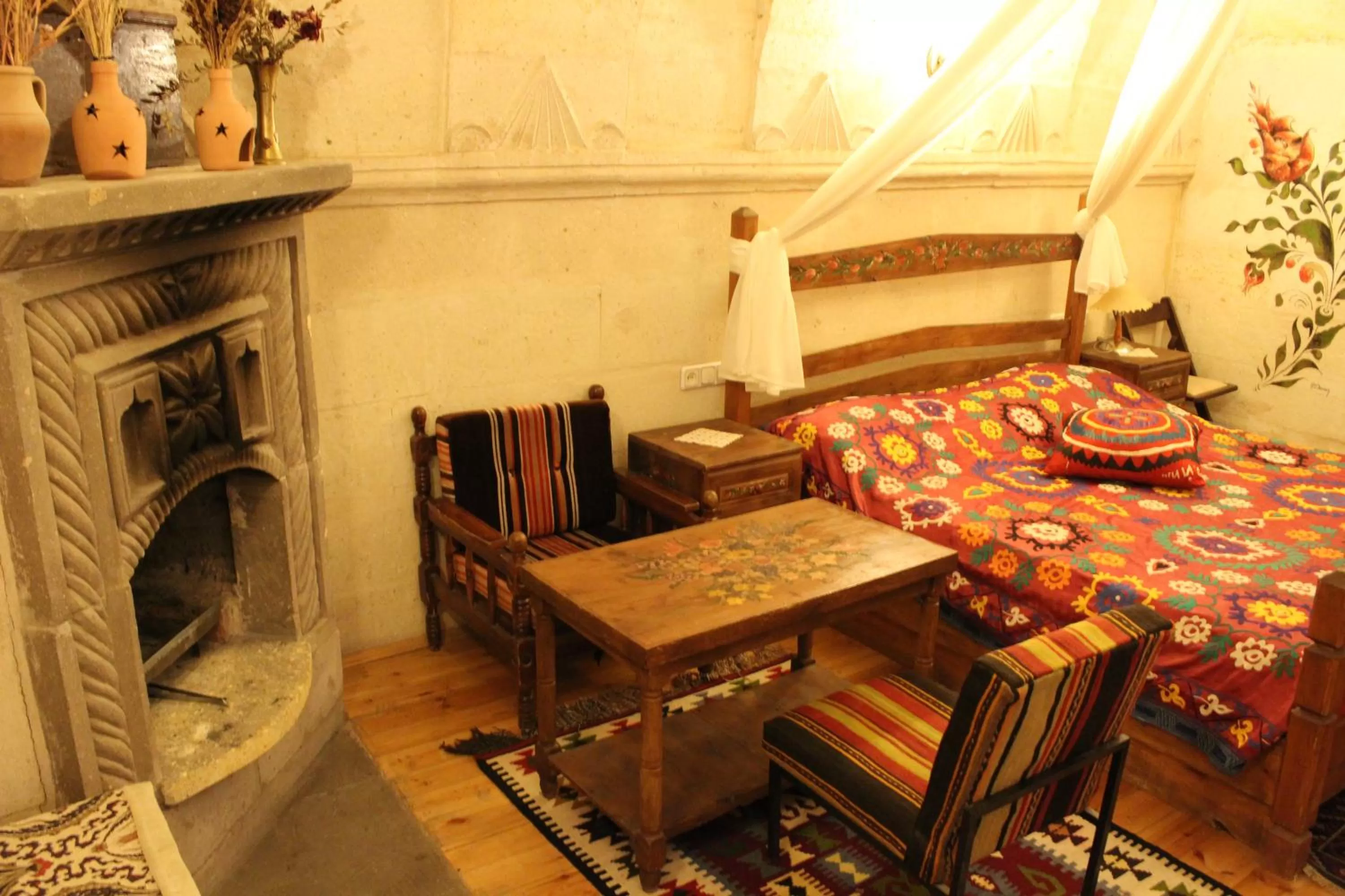 Seating area in Kismet Cave House