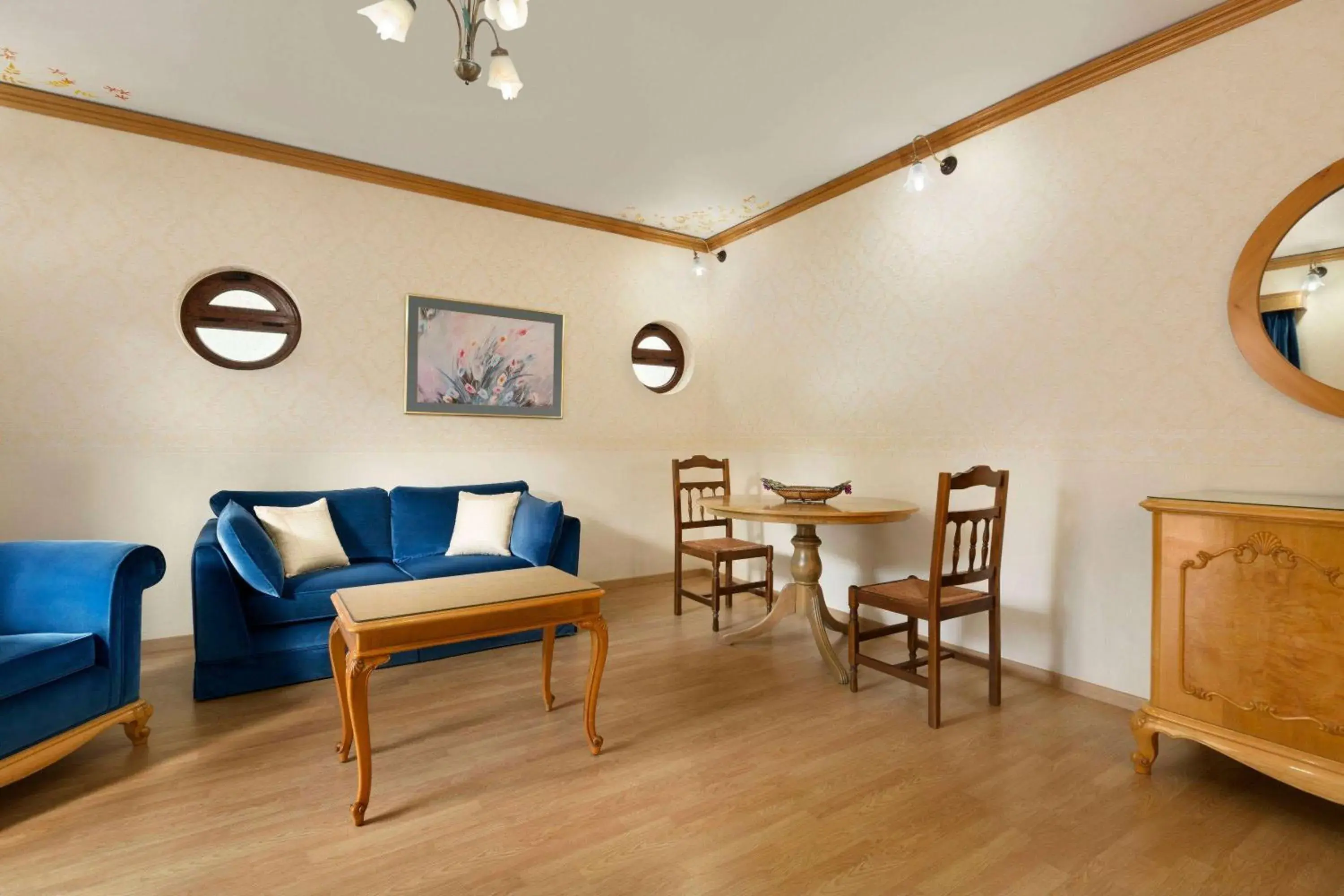 Bed, Seating Area in Ramada Loutraki Poseidon Resort