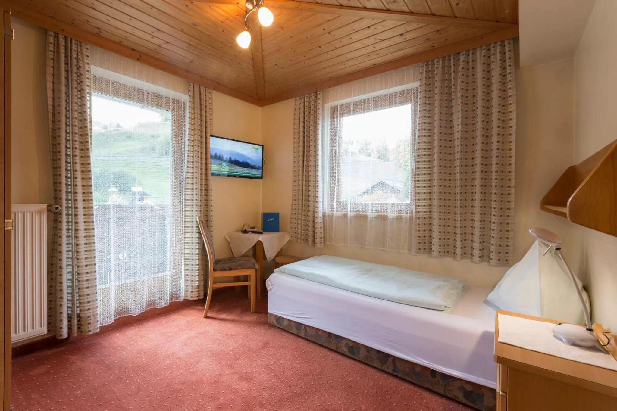 Photo of the whole room, Bed in Seiterhof