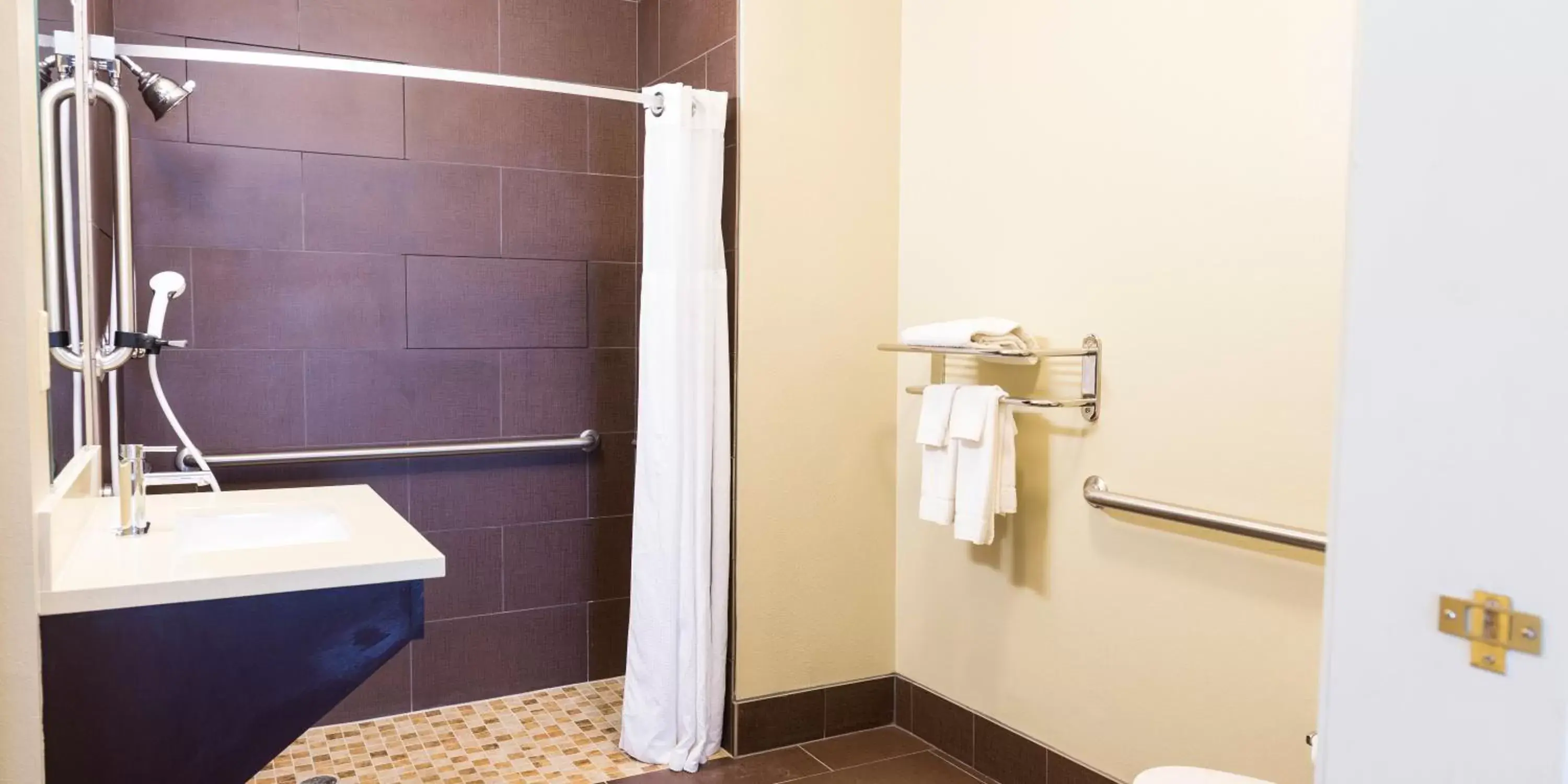 Photo of the whole room, Bathroom in Staybridge Suites Fargo, an IHG Hotel