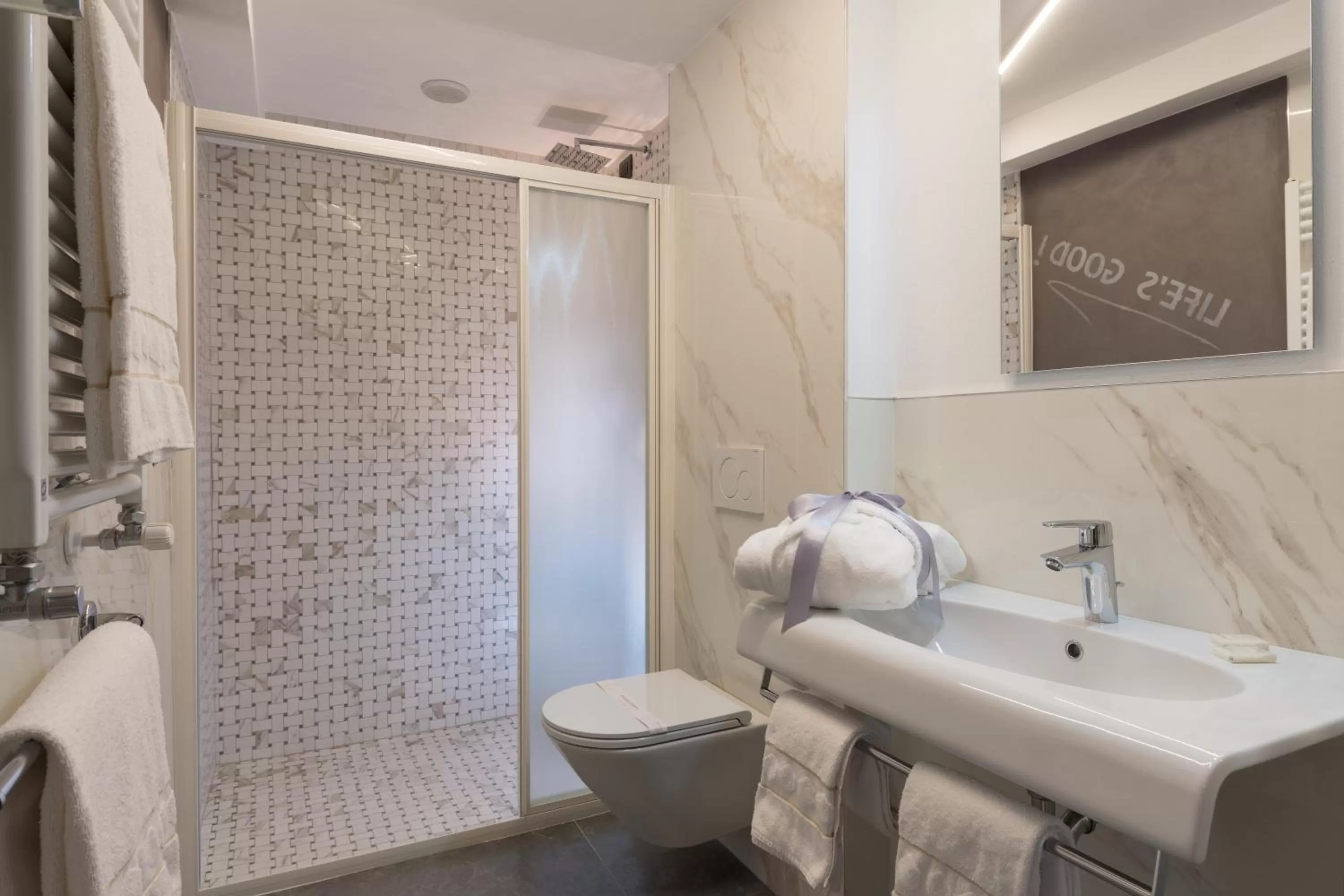 Bathroom in UNAHOTELS Ala Venezia-Adults 16