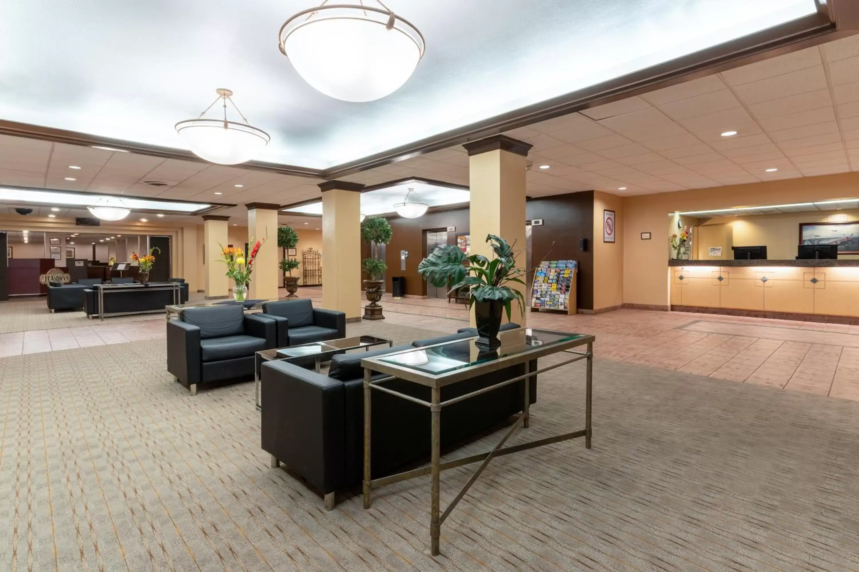 Lobby or reception, Lobby/Reception in Ramada by Wyndham Reno Hotel & Casino