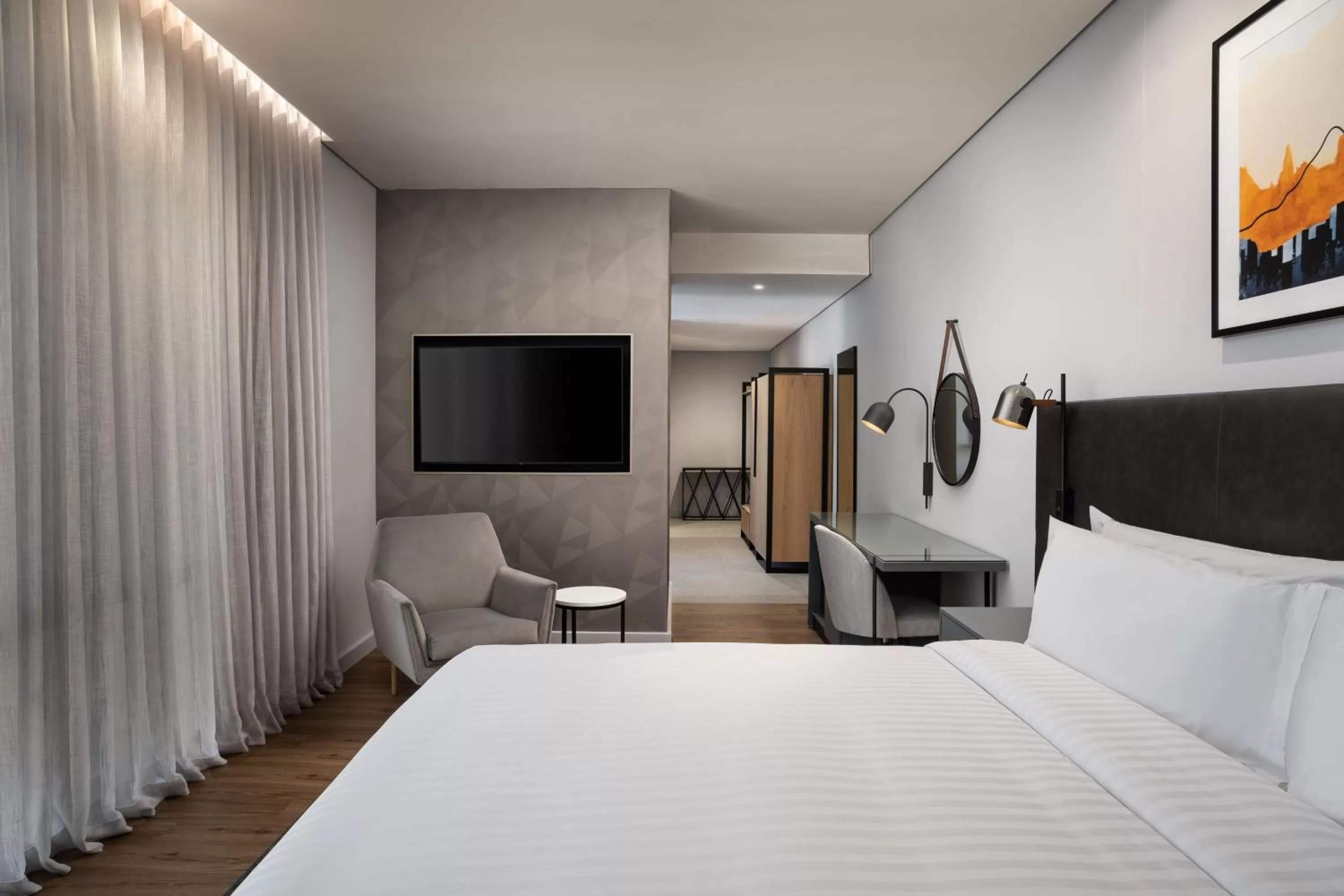 Bedroom, Bed in Cape Town Marriott Hotel Crystal Towers