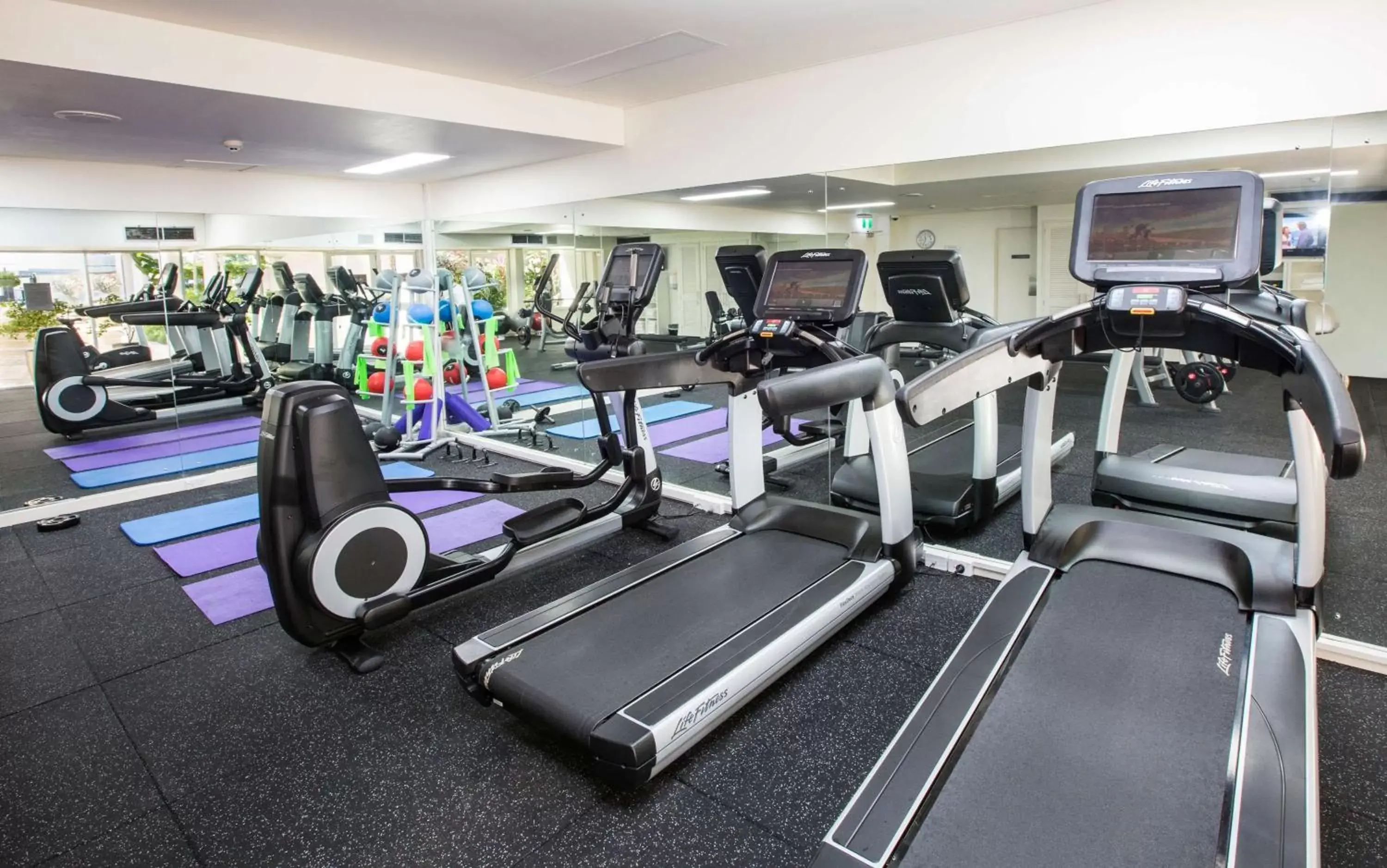 Activities, Fitness Center/Facilities in Shangri-La The Marina, Cairns