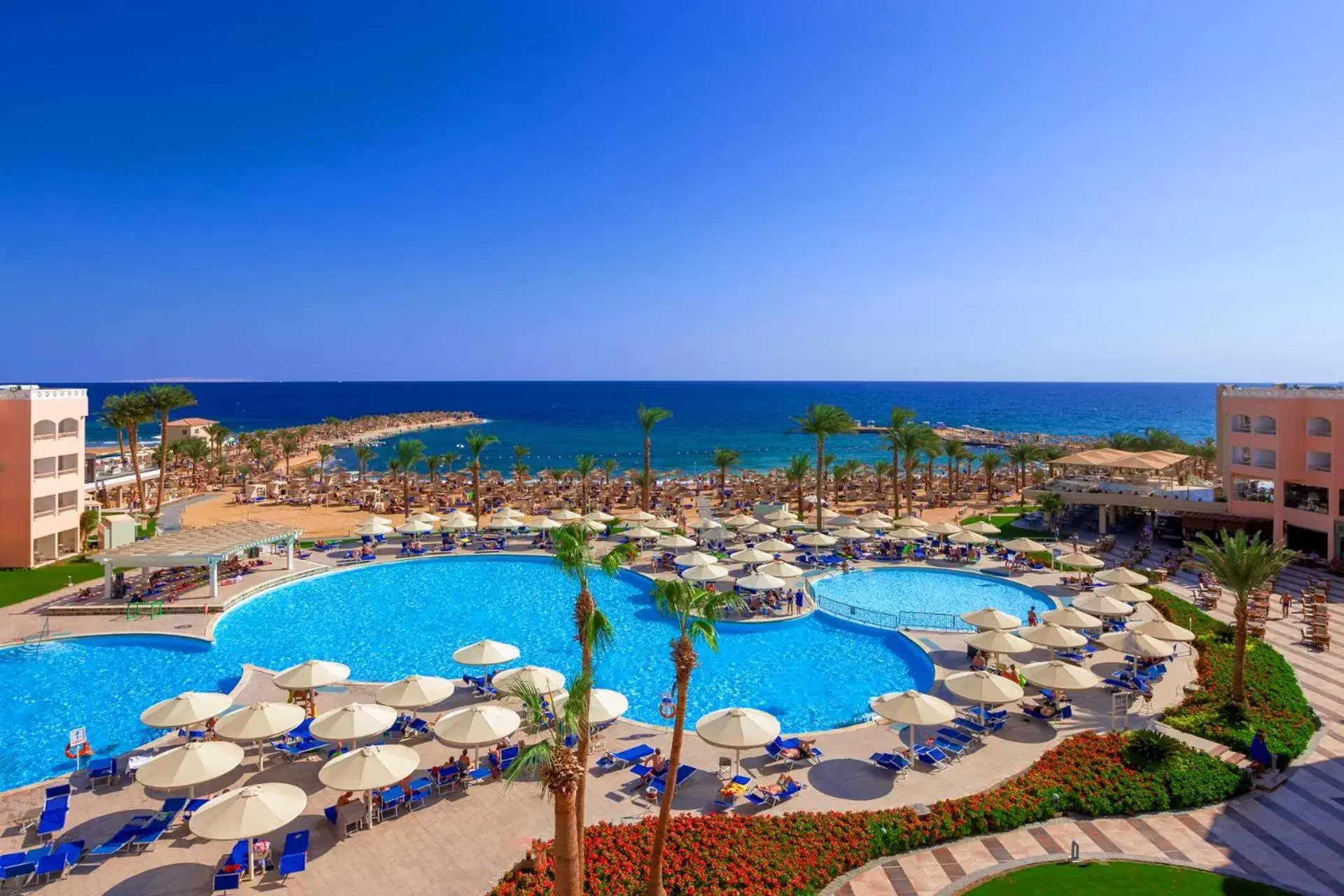 Day, Pool View in Beach Albatros Resort - Hurghada
