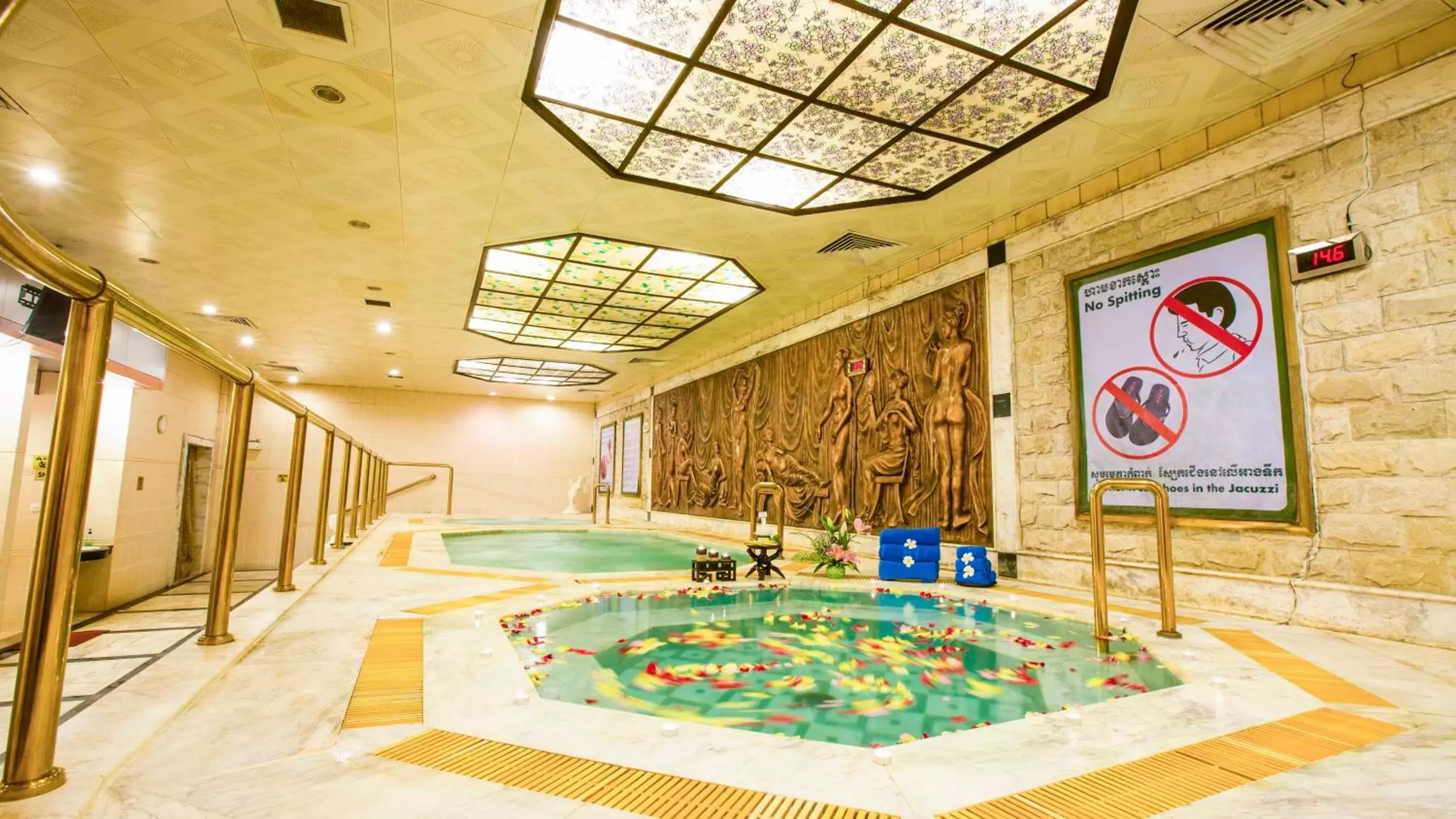 Hot Spring Bath, Lobby/Reception in Phnom Penh Hotel