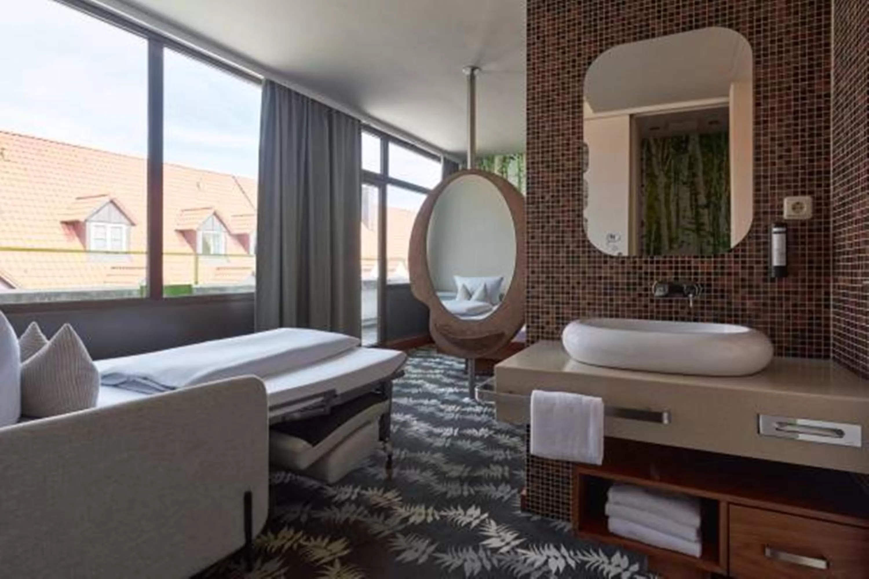 Photo of the whole room, Bed in Cocoon Stachus