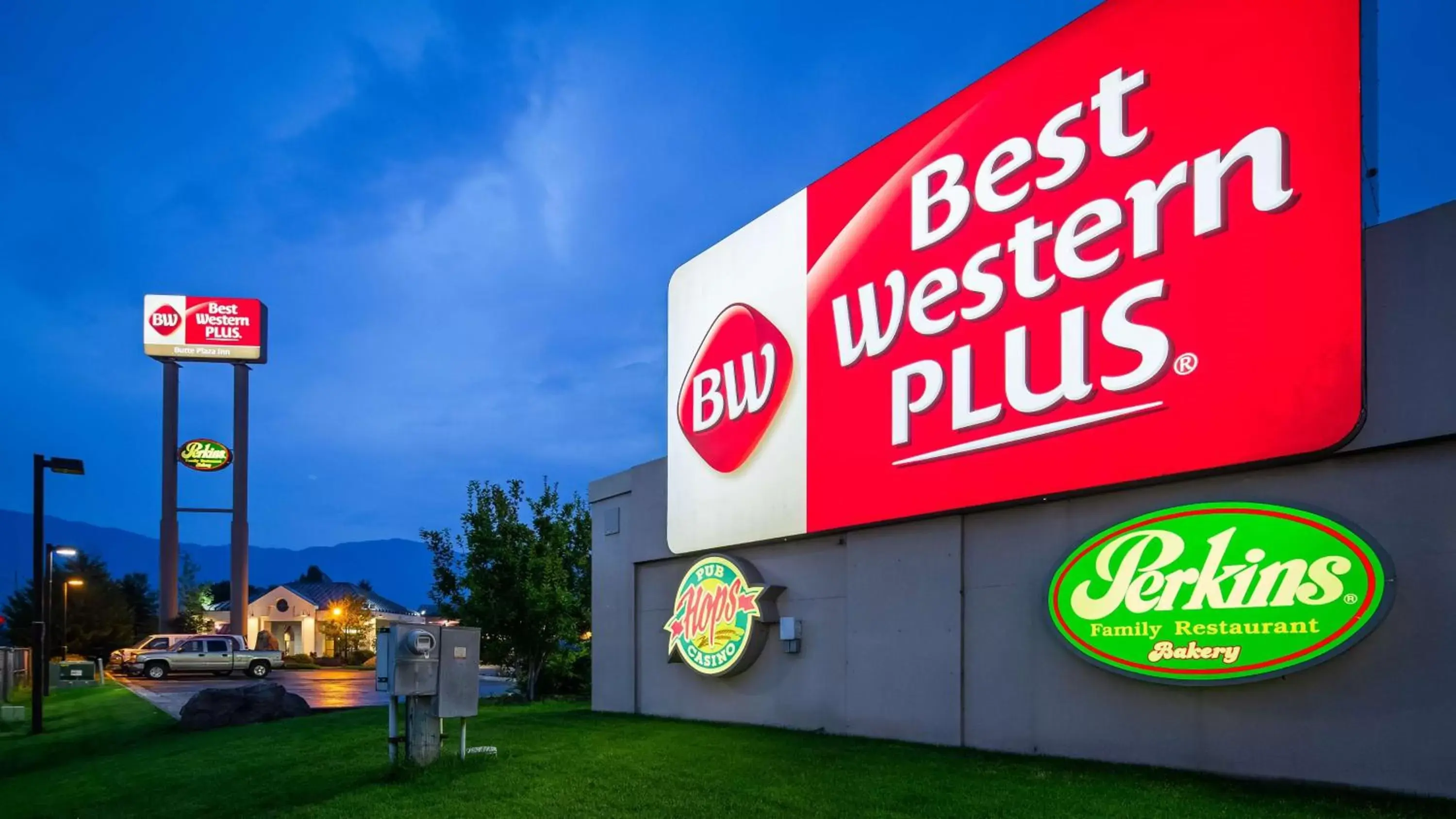 Property building in Best Western Plus Butte Plaza Inn