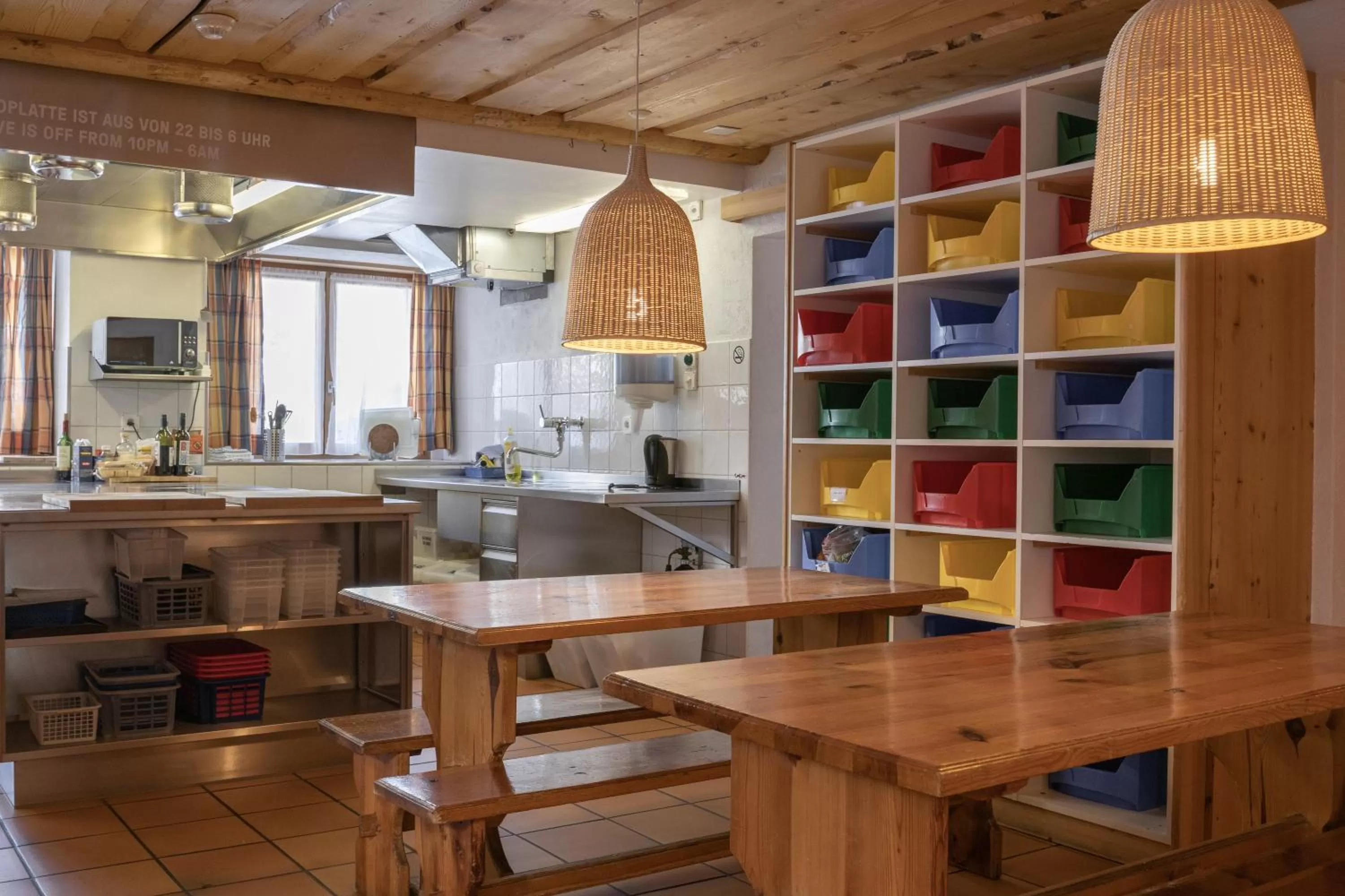 Kitchen or kitchenette in Hotel Bahnhof