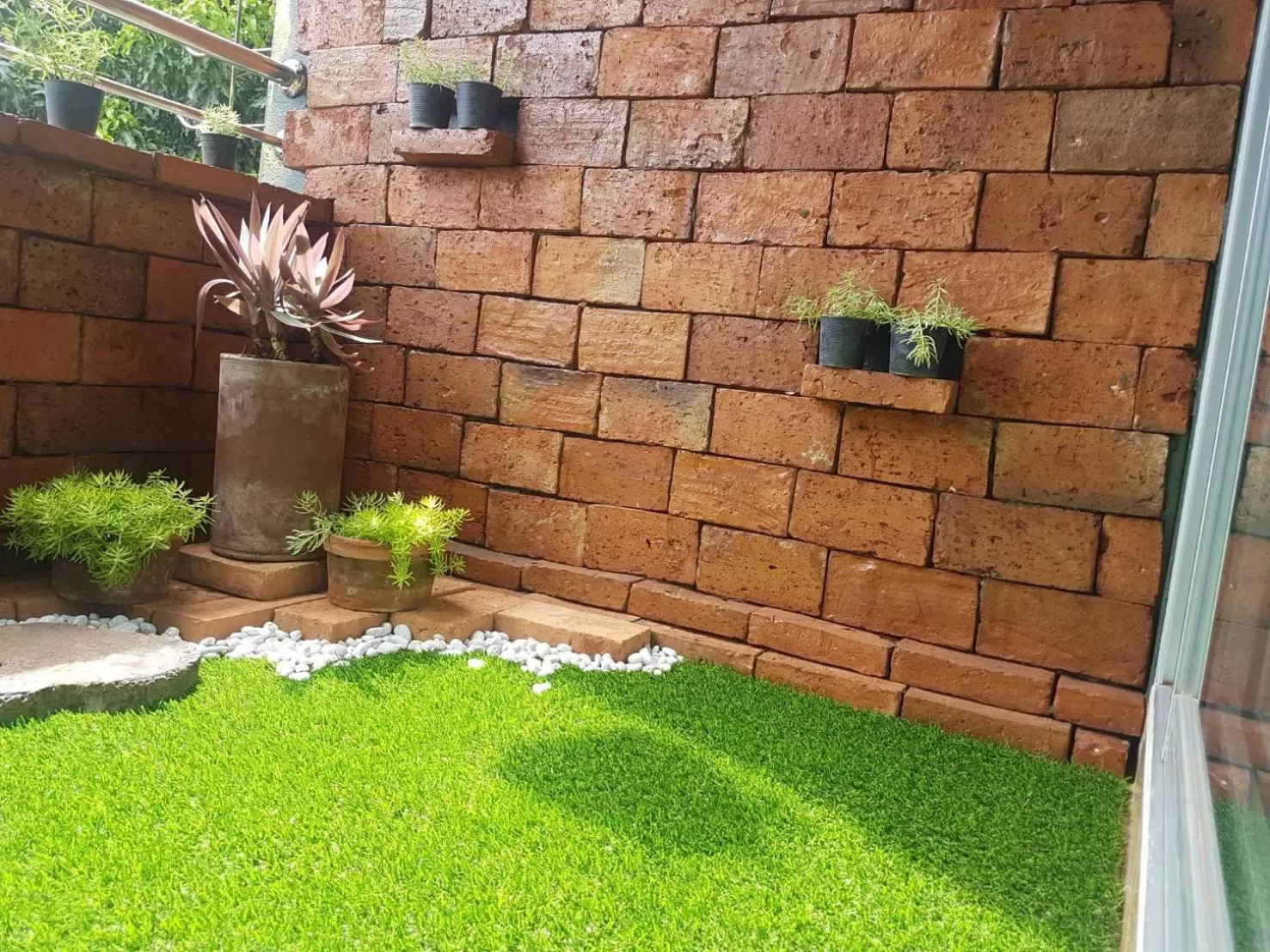 Decorative detail in Ingmon House