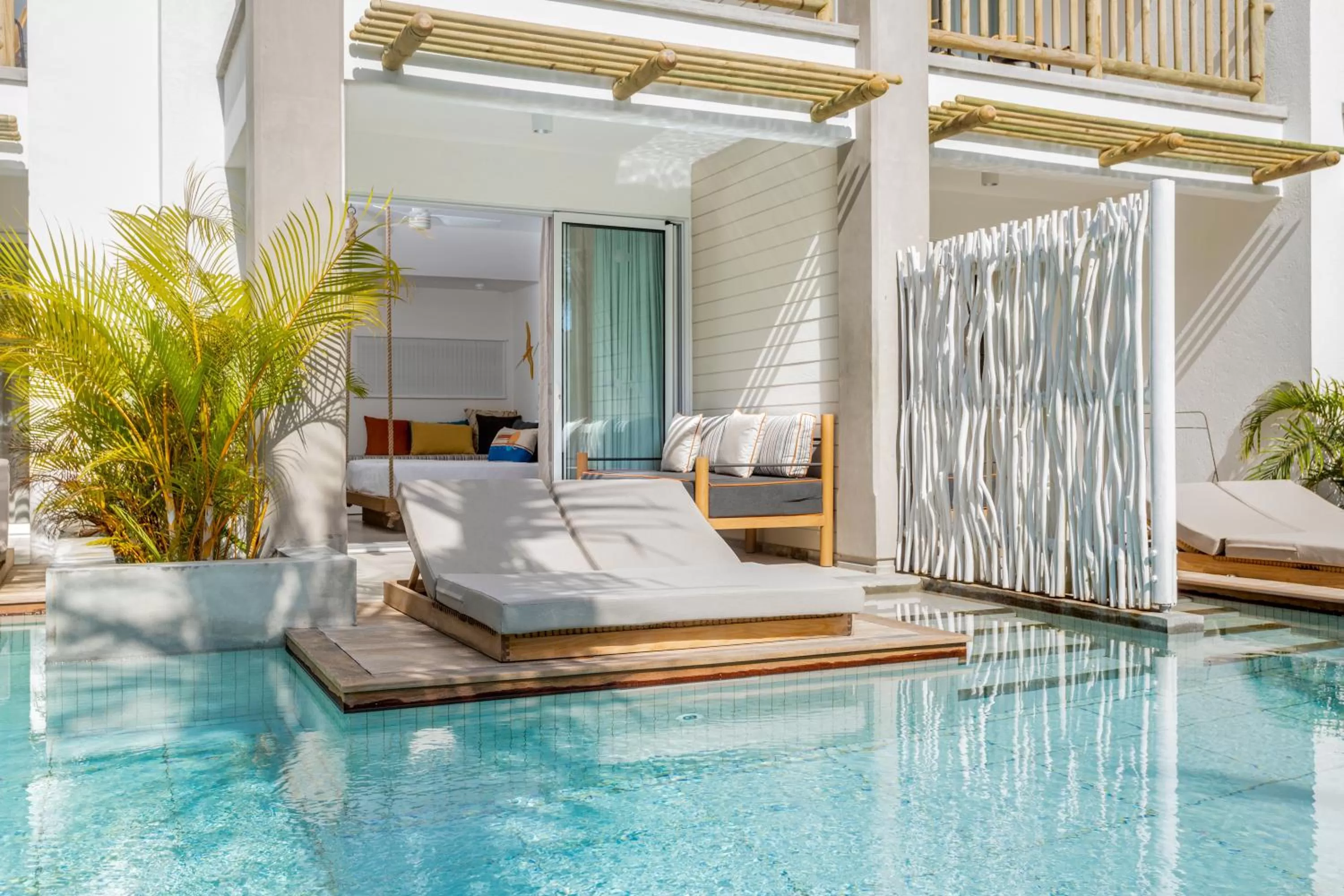 Swimming pool in Sunrise Attitude (Adults Only)