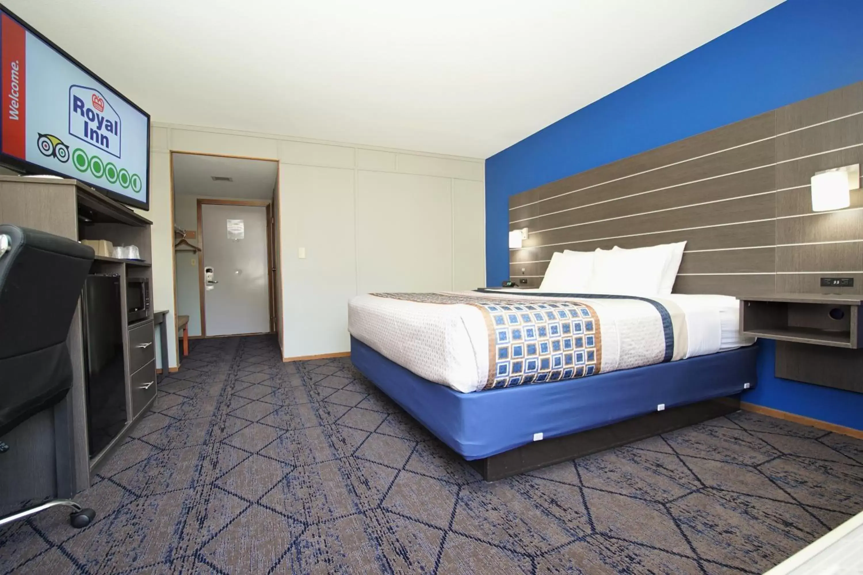 Photo of the whole room, Bed in Royal Inn Hudson I-94 Photo of the whole room, Bed in Royal Inn Hudson I-94