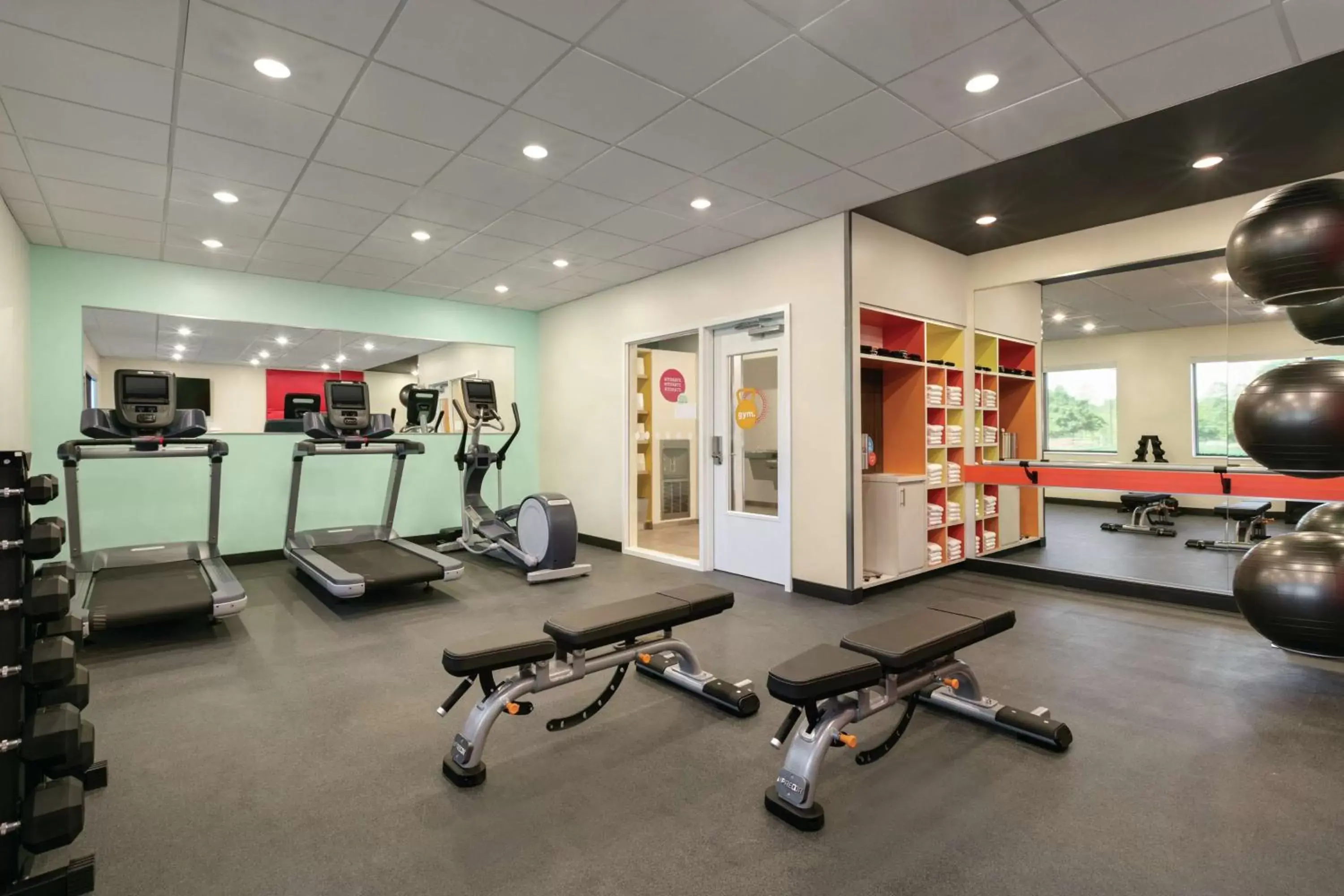 Fitness centre/facilities, Fitness Center/Facilities in Tru By Hilton Charlotte Ayrsley